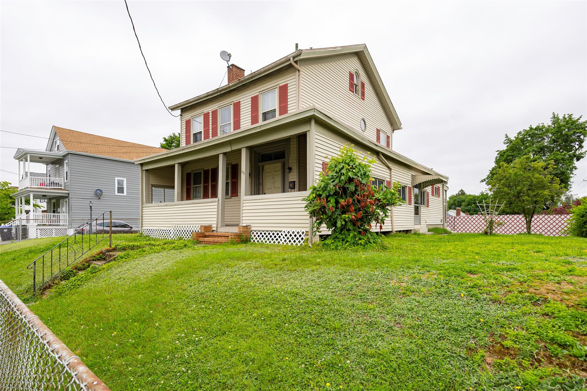#1 photo, 95 Worrall Avenue, Poughkeepsie , NY 12603