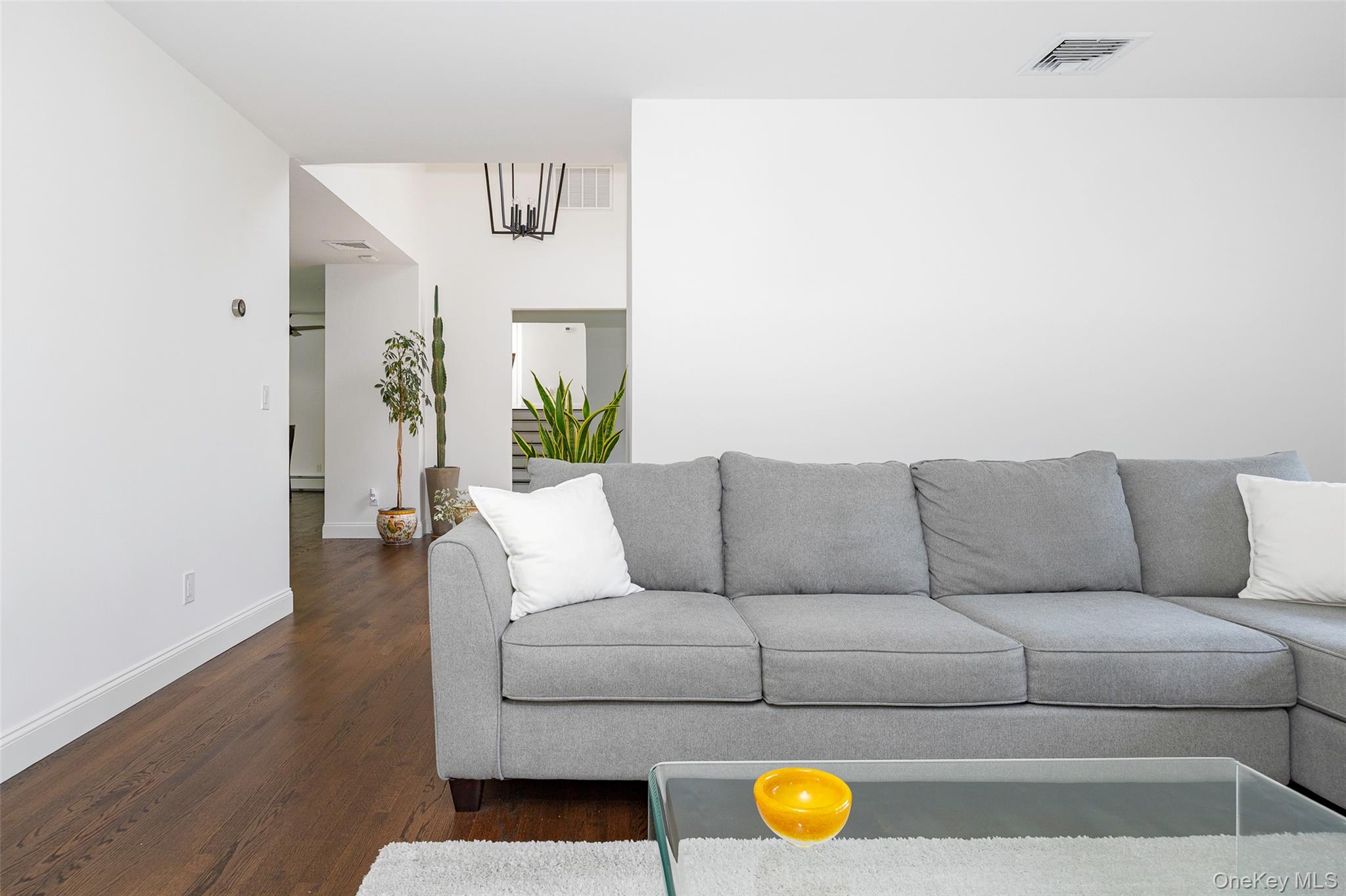 #18 photo, 23 Lounsbury Drive, Baldwin Place , NY 10505