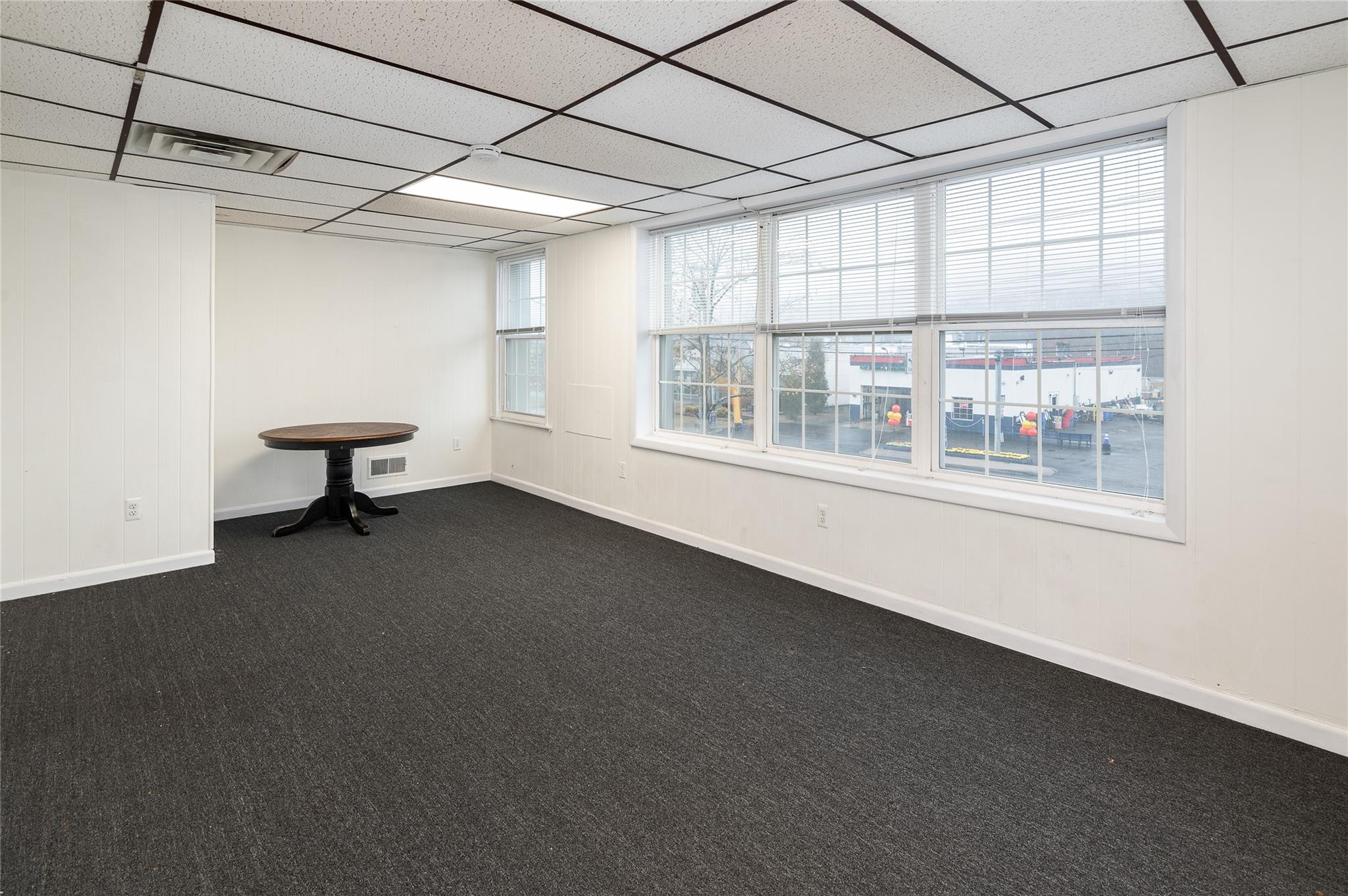 #12 photo, 524-526 N Bedford Road, Bedford Hills , NY 10507