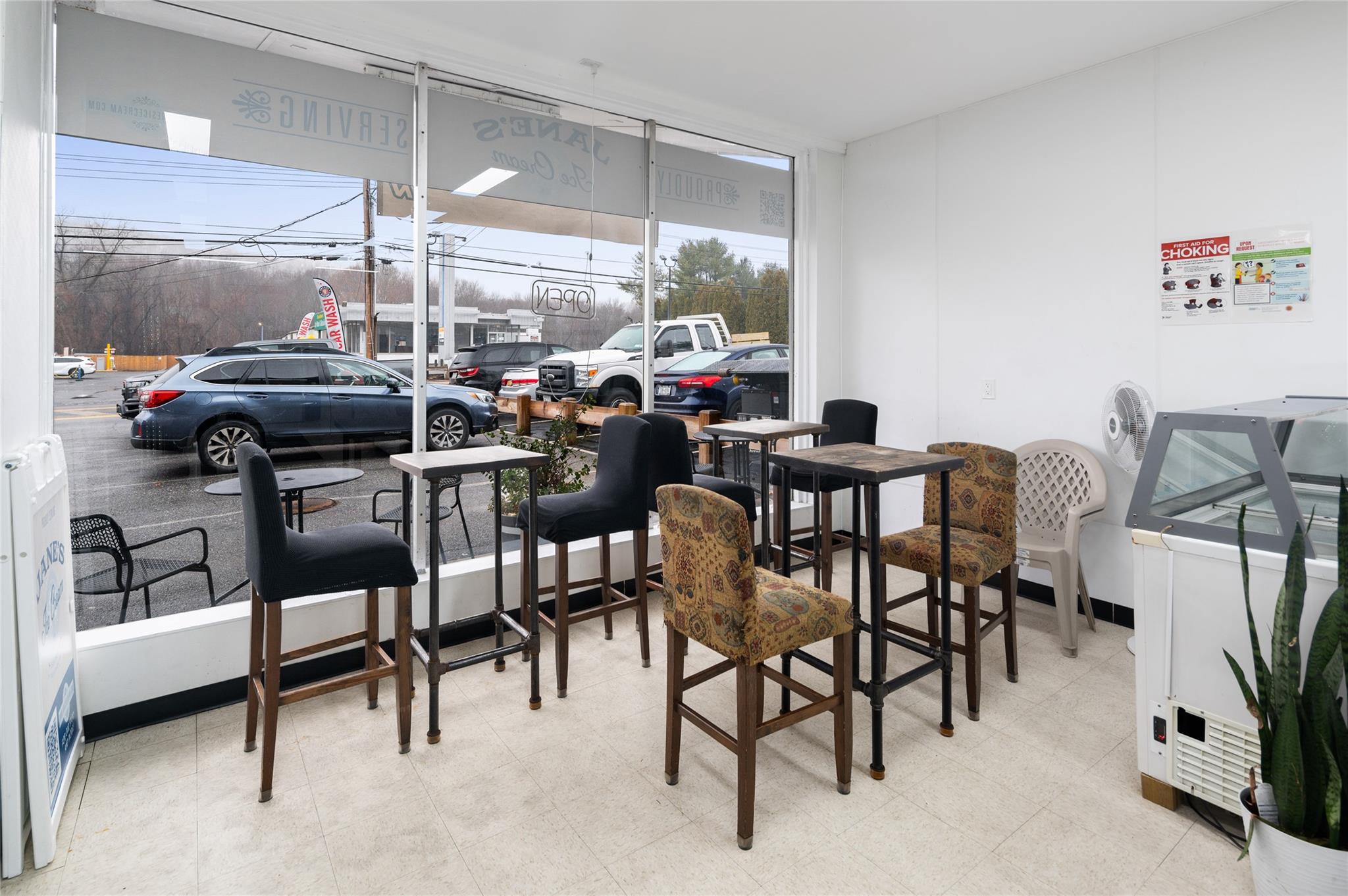 #9 photo, 524-526 N Bedford Road, Bedford Hills , NY 10507