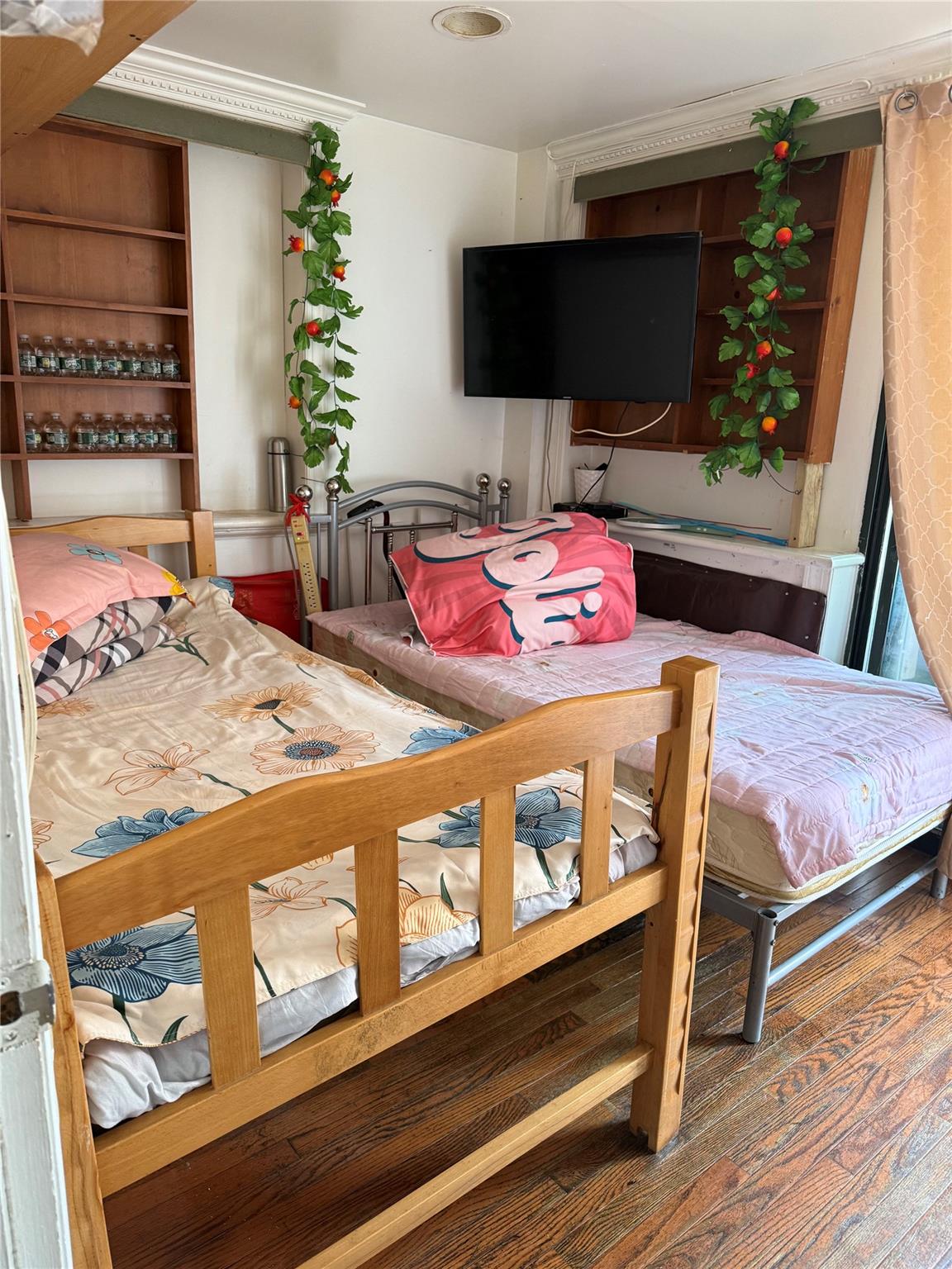 #3 photo, 41-05 College Point Boulevard, クイーンズ区 Flushing , NY 11355