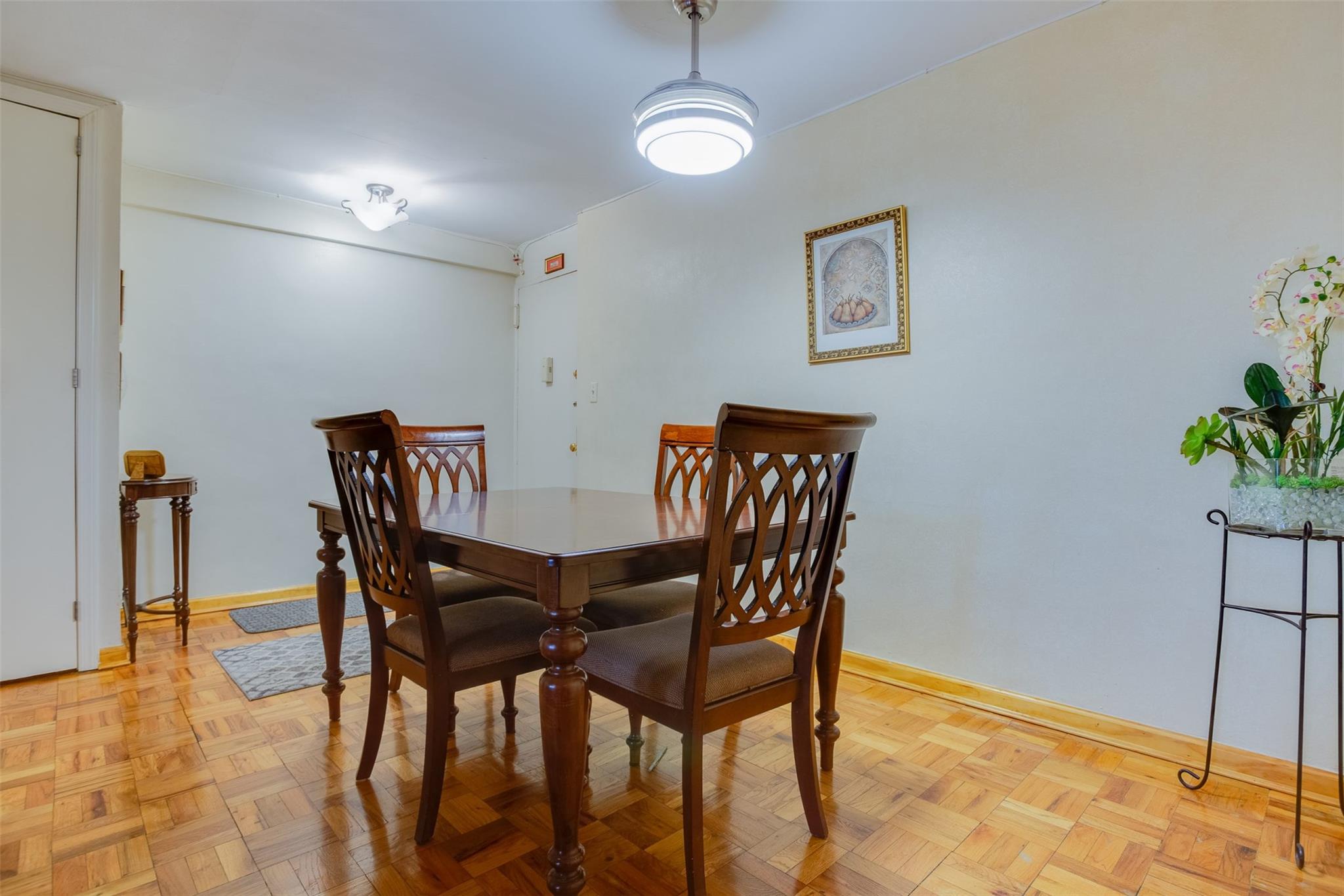 #5 photo, 65-15 Alderton Street, クイーンズ区 Rego Park , NY 11374