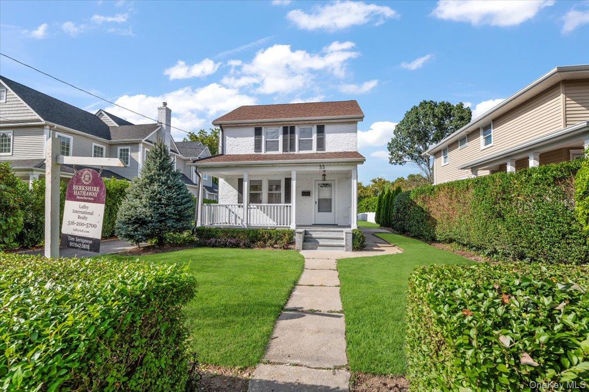 #2 photo, 33 Avenue B Avenue, Port Washington , NY 11050