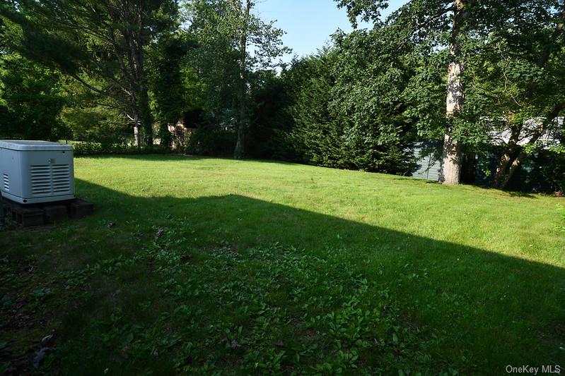 #3 photo, 408 Ackerson Boulevard, Brightwaters , NY 11718