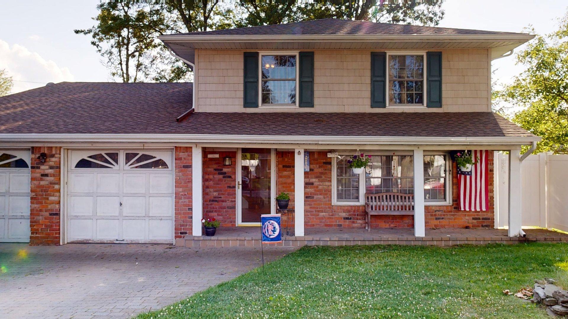 #1 photo, 130 Orienta Avenue, 東長島 Lake Grove , NY 11755
