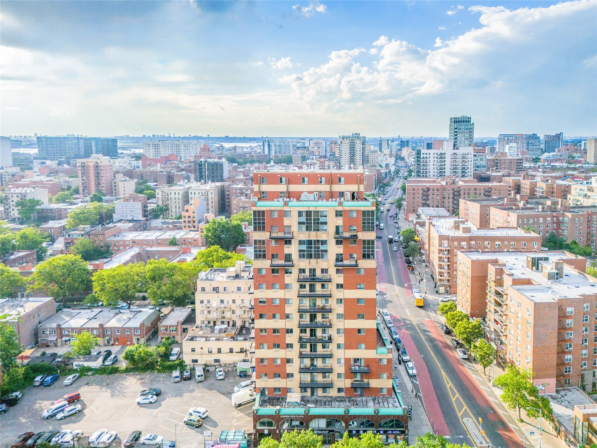 #1 photo, 4318 Main Street, كوينز Flushing , NY 11355