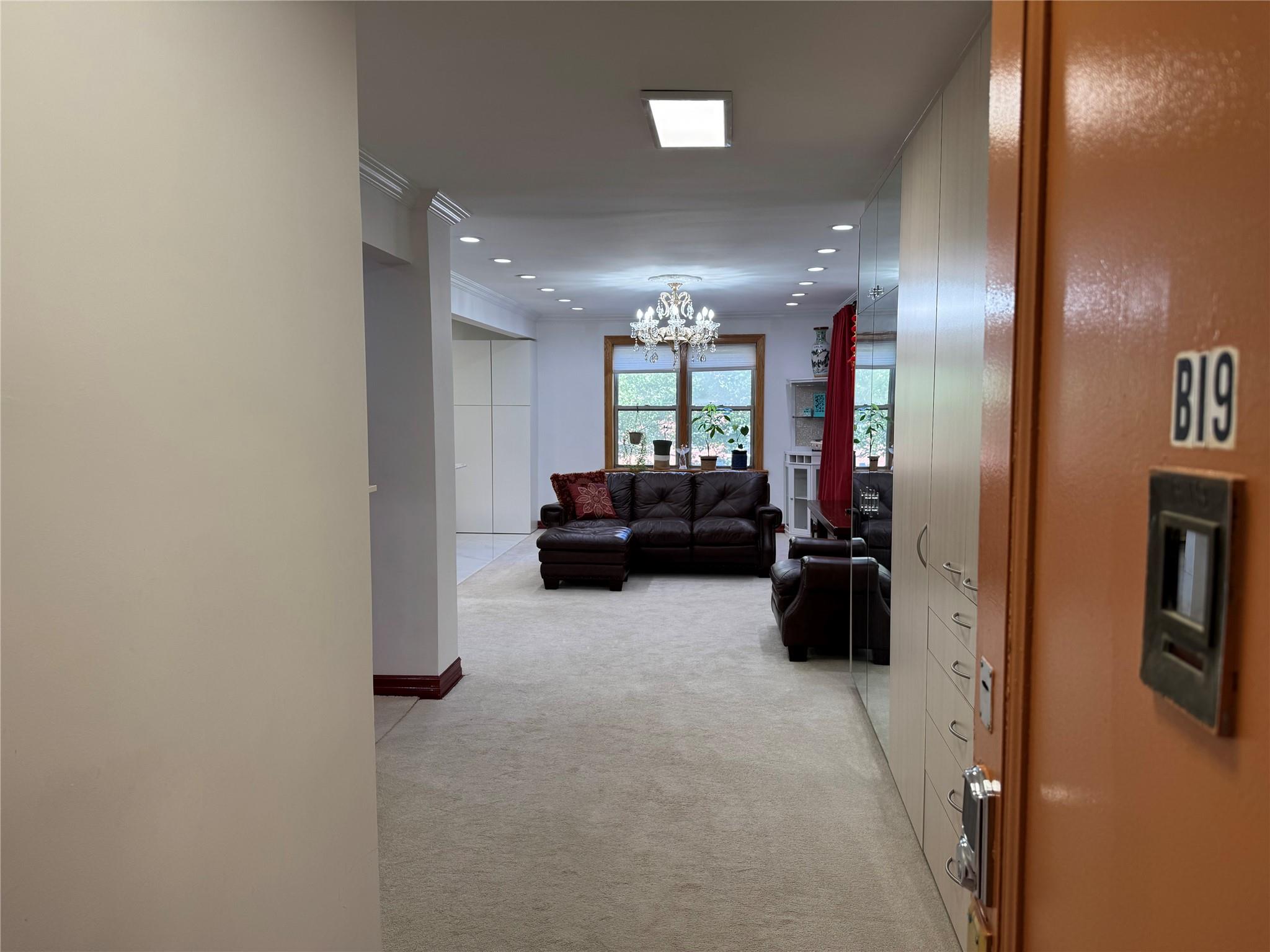 #1 photo, 63-60 102 Street, كوينز Rego Park , NY 11374