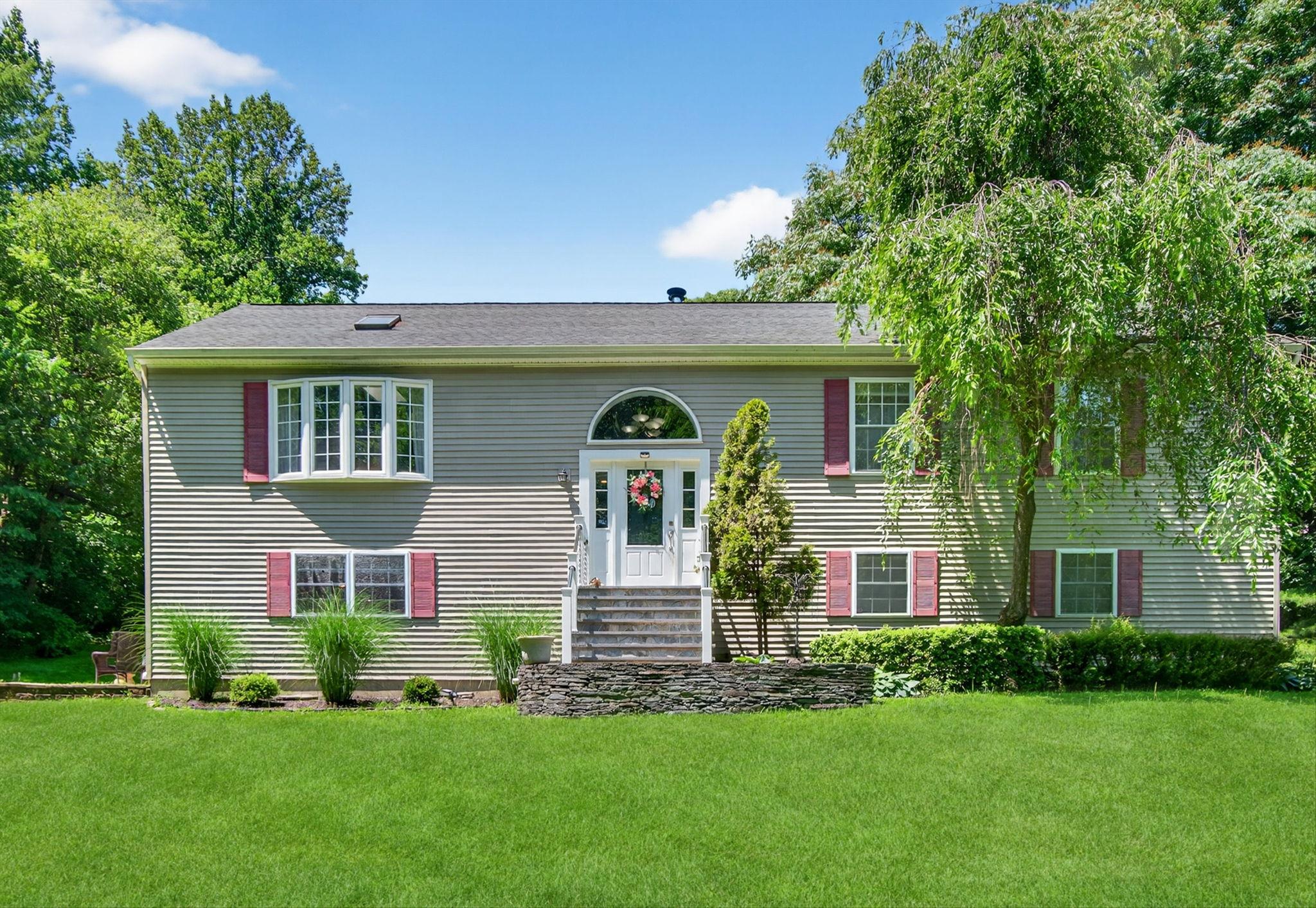 #1 photo, 9 Dyckman Drive, 紐約州 Mohegan Lake , NY 10567