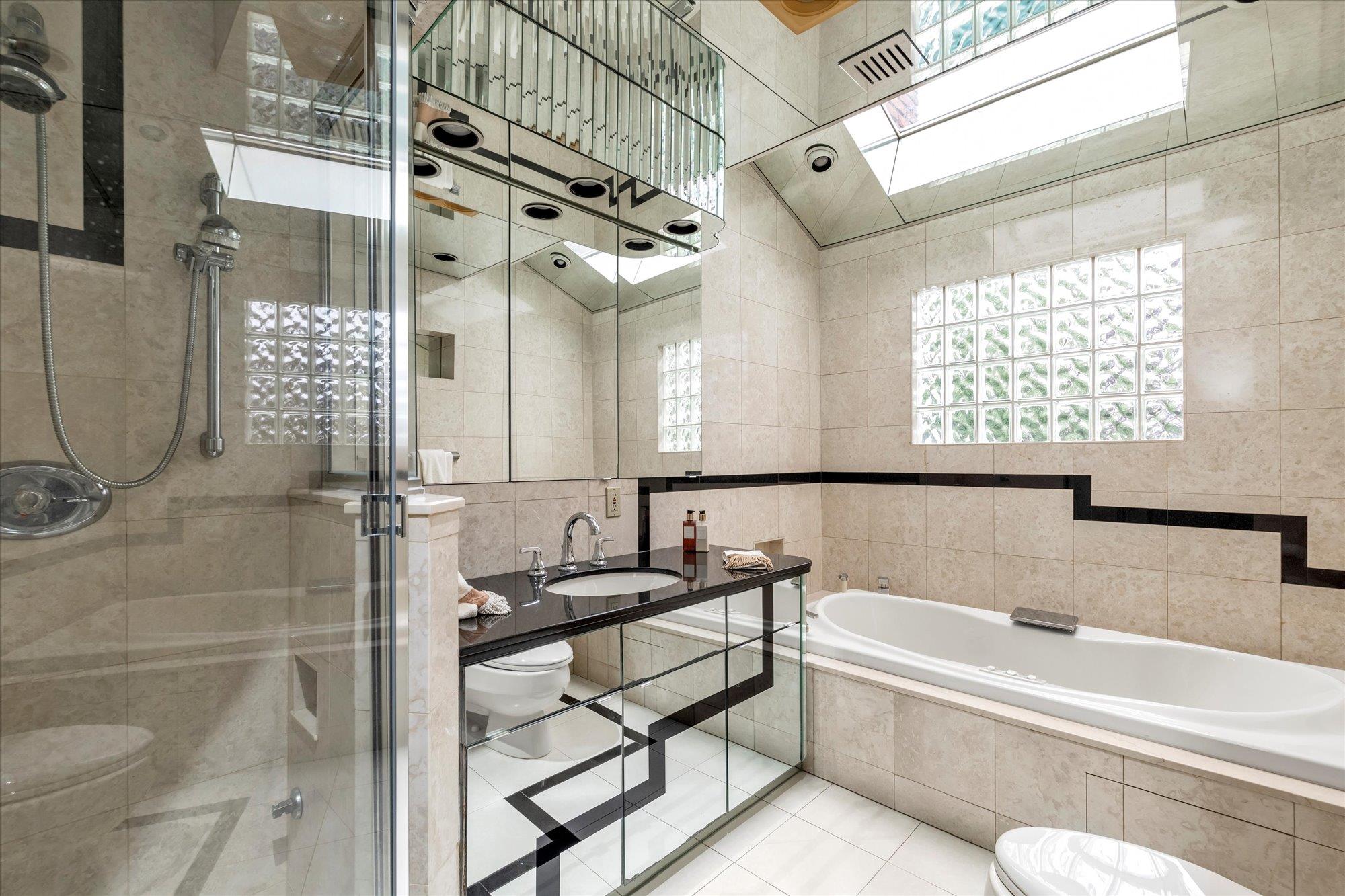 #18 photo, 895 Cherry Lane, ナッソー郡 North Woodmere , NY 11581