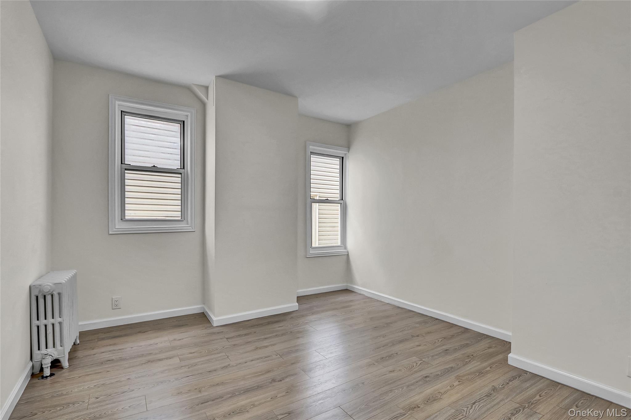 #11 photo, 58-60 78th Avenue, クイーンズ区 Glendale , NY 11385