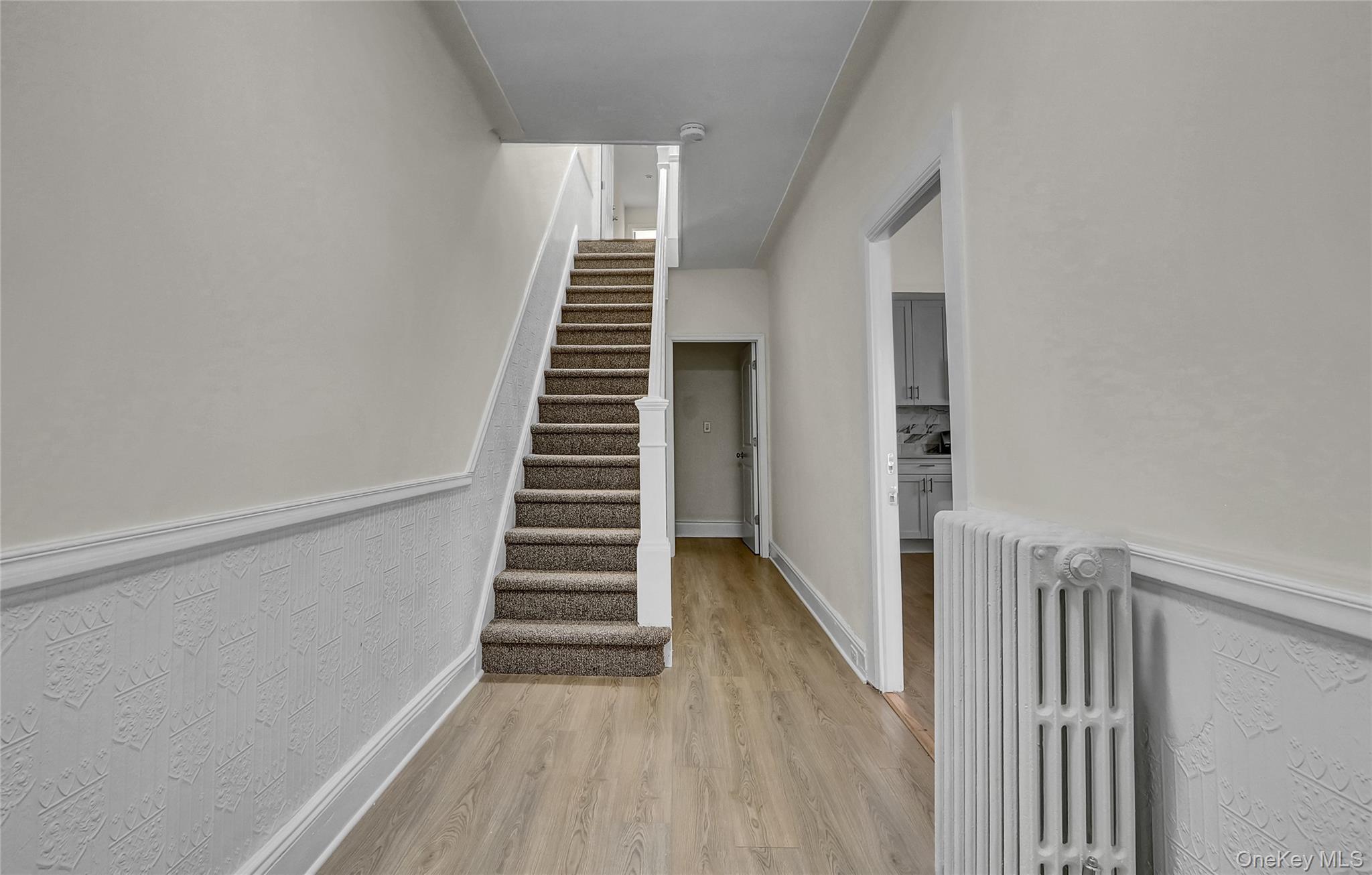 #3 photo, 58-60 78th Avenue, クイーンズ区 Glendale , NY 11385