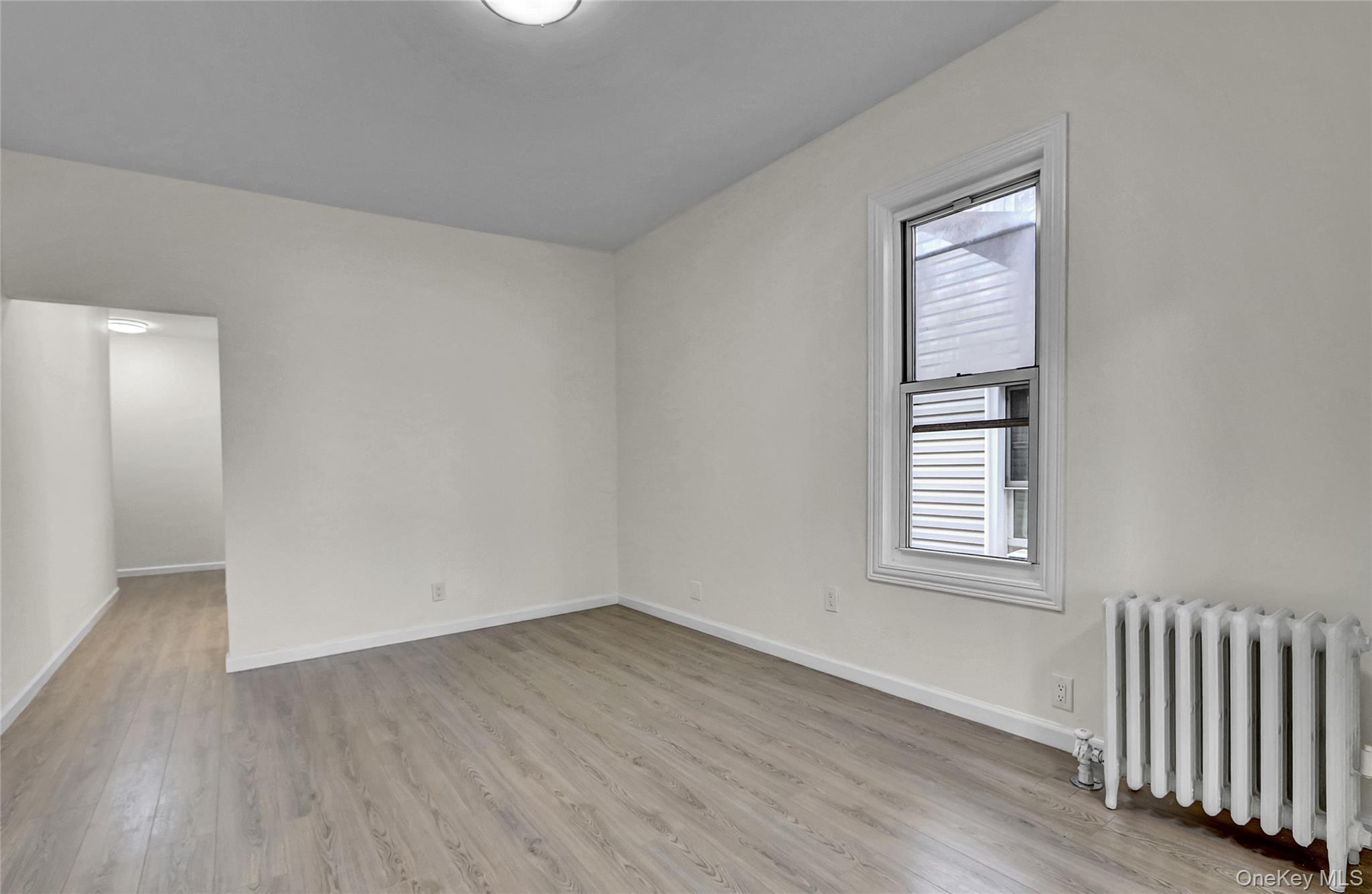 #6 photo, 58-60 78th Avenue, クイーンズ区 Glendale , NY 11385