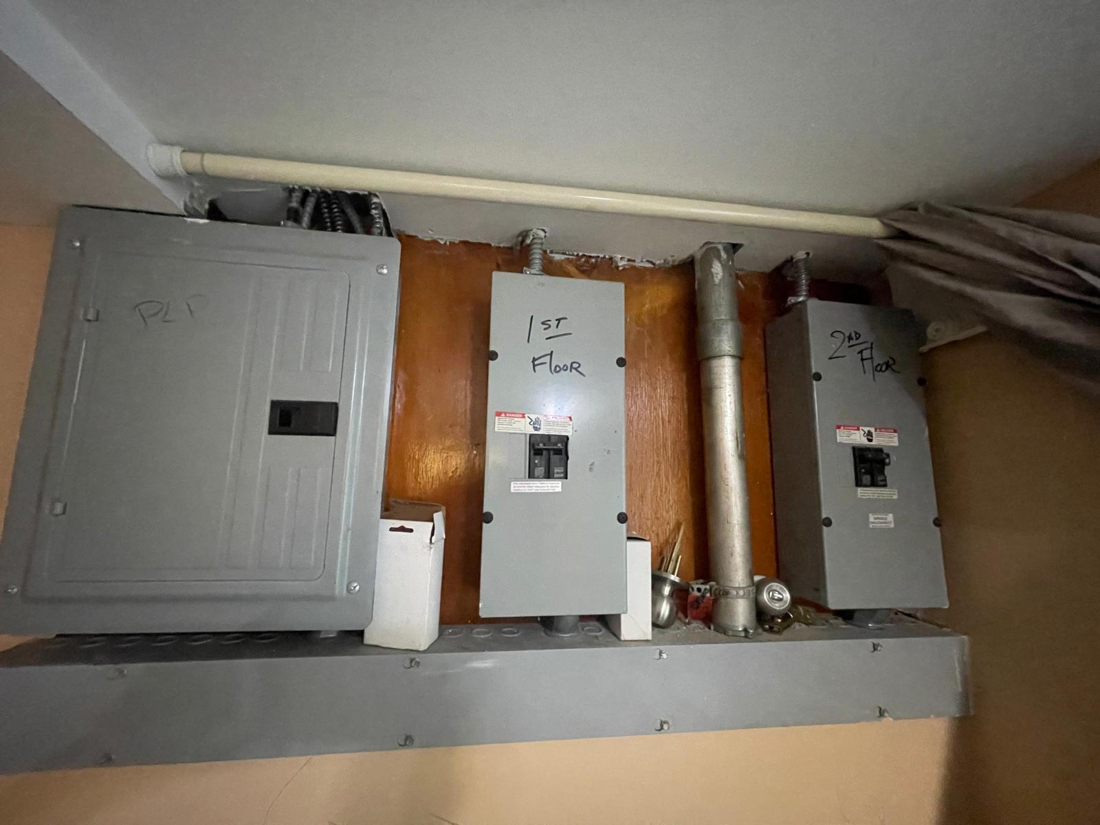 #6 photo, 3331 100th Street, クイーンズ区 Corona , NY 11368