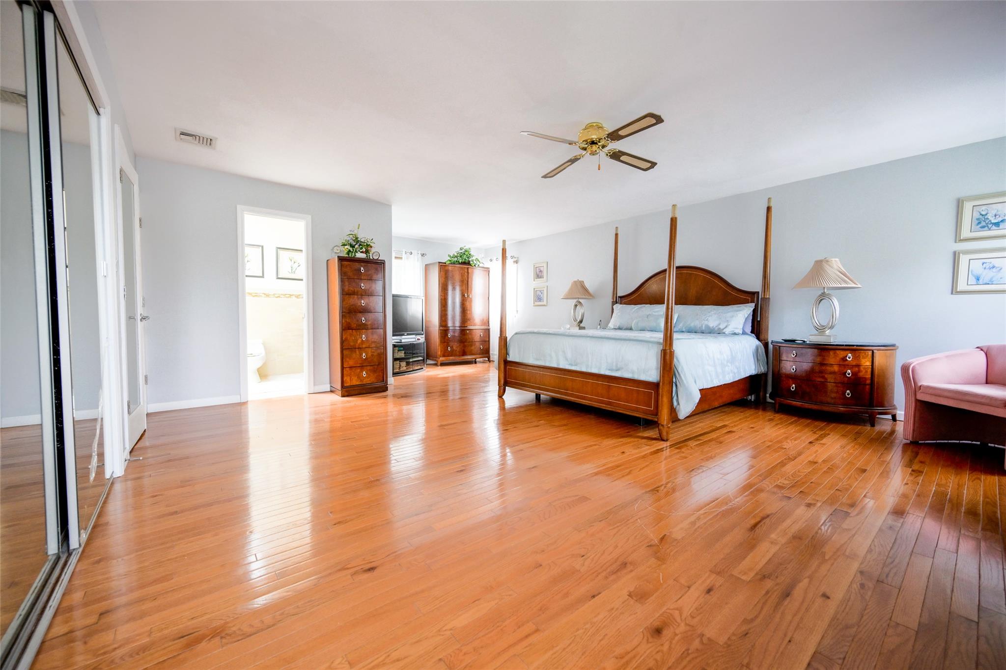 #14 photo, 49 Nottingham Drive, サフォーク郡 Middle Island , NY 11953