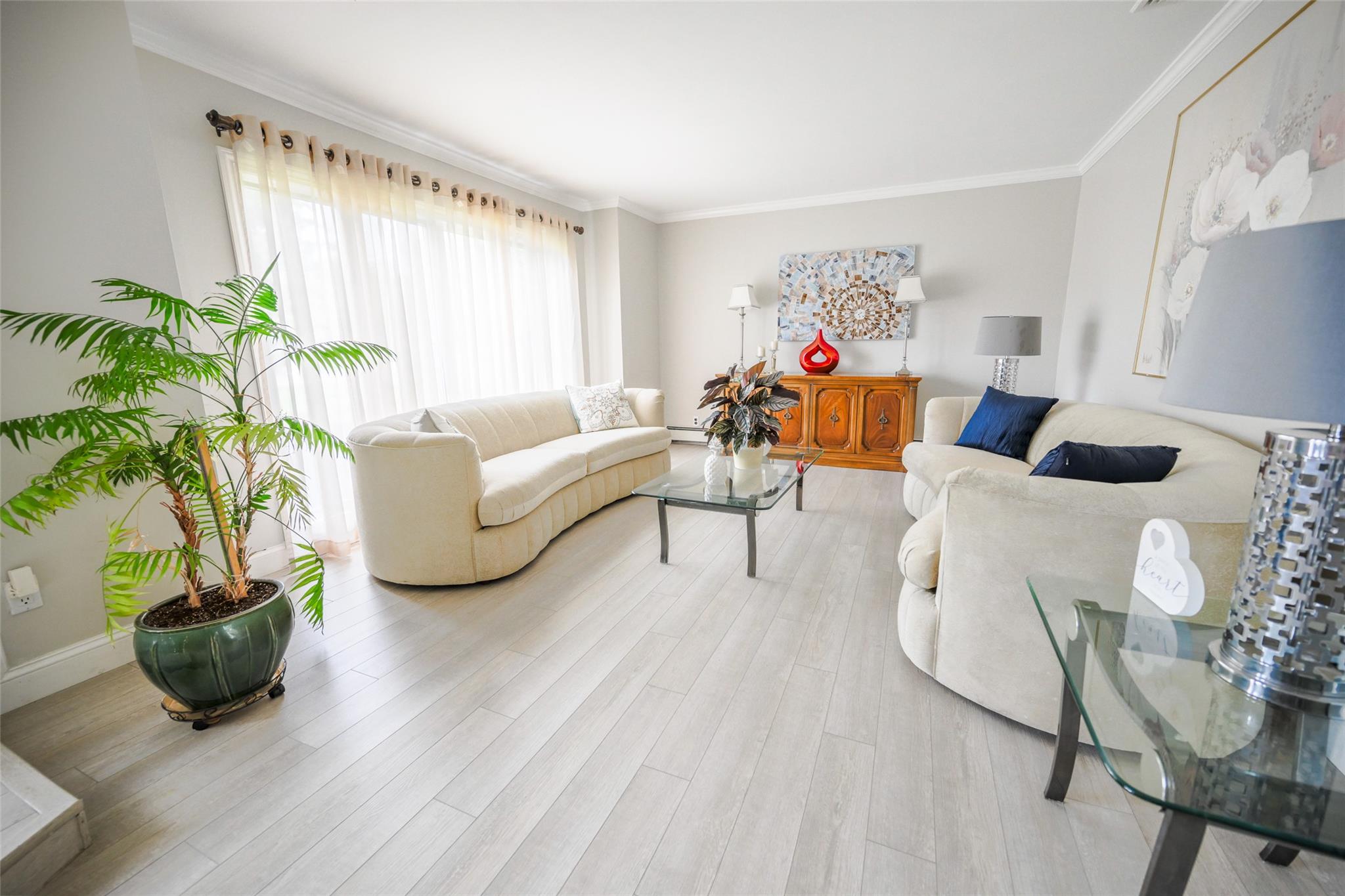 #7 photo, 49 Nottingham Drive, サフォーク郡 Middle Island , NY 11953