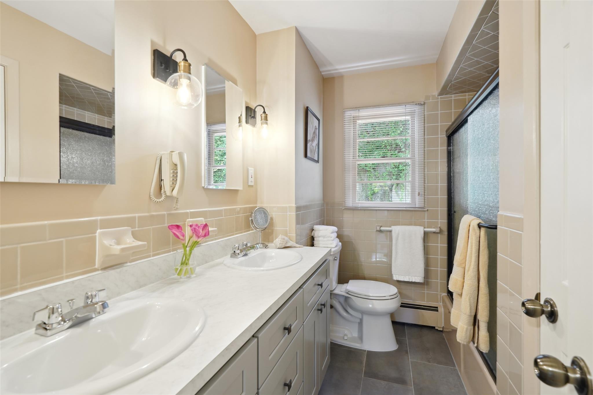 #16 photo, 10 Rockledge Road, Bronxville , NY 10708