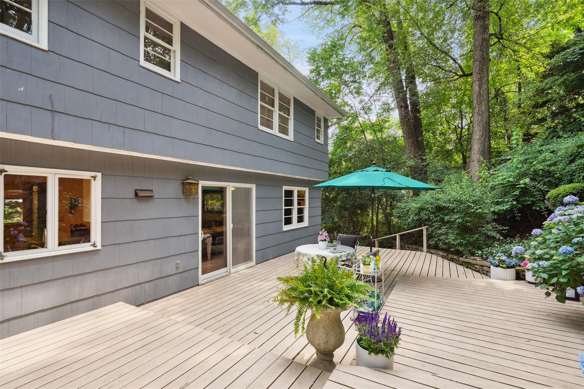 #18 photo, 10 Rockledge Road, Bronxville , NY 10708