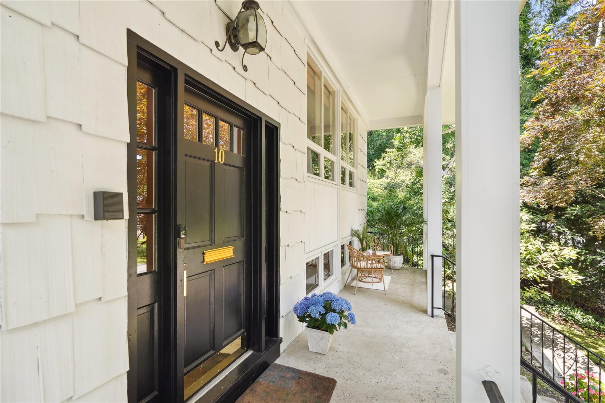 #2 photo, 10 Rockledge Road, Bronxville , NY 10708