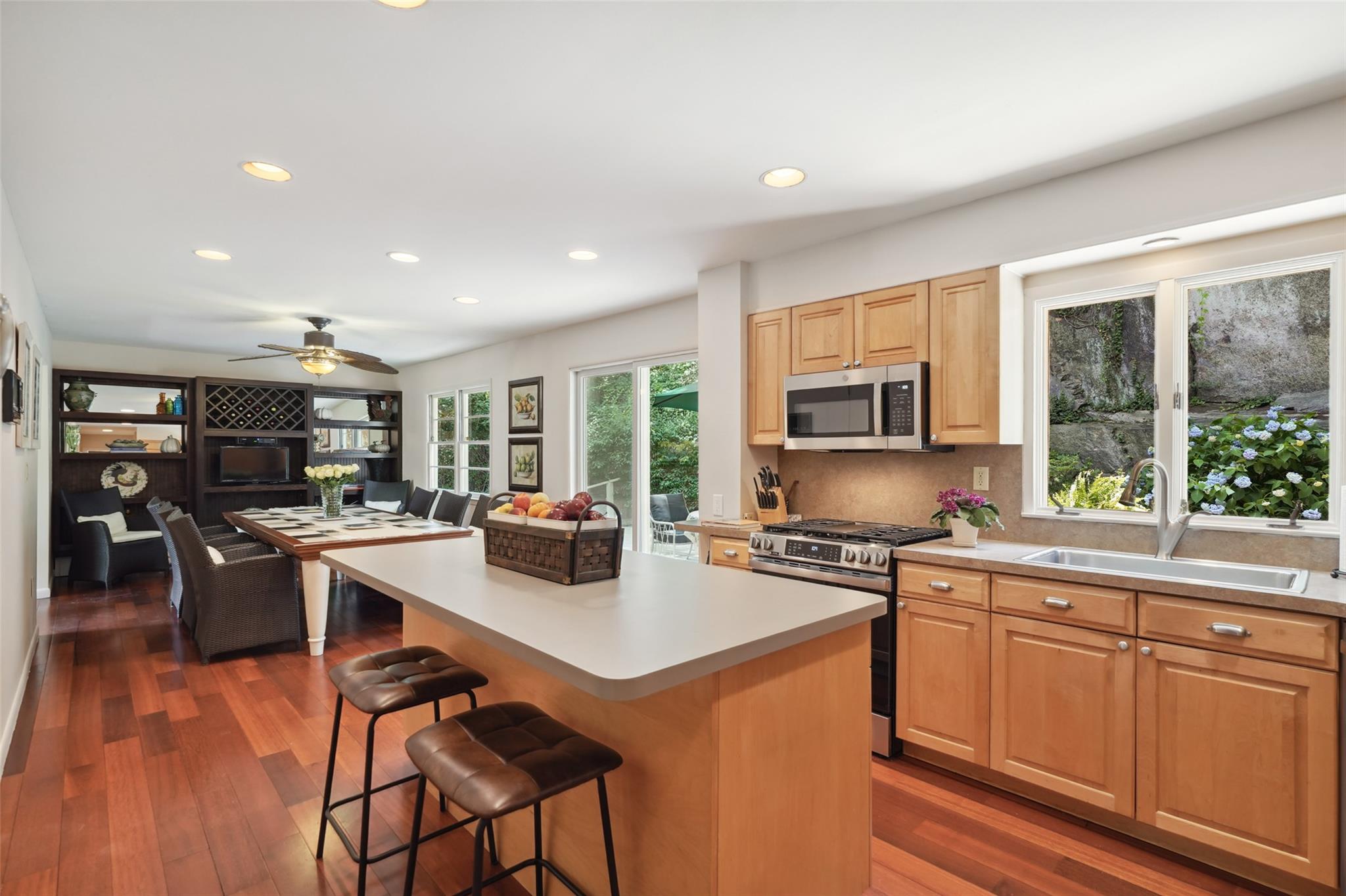 #6 photo, 10 Rockledge Road, Bronxville , NY 10708