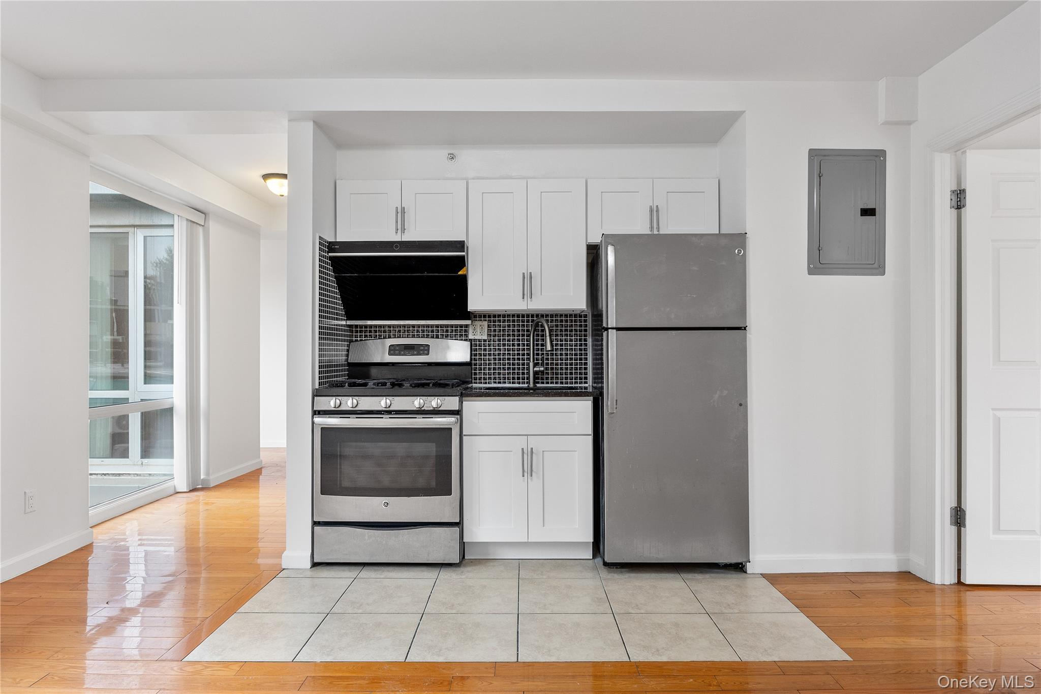 #14 photo, 139-30 34th Avenue, クイーンズ区 Flushing , NY 11355