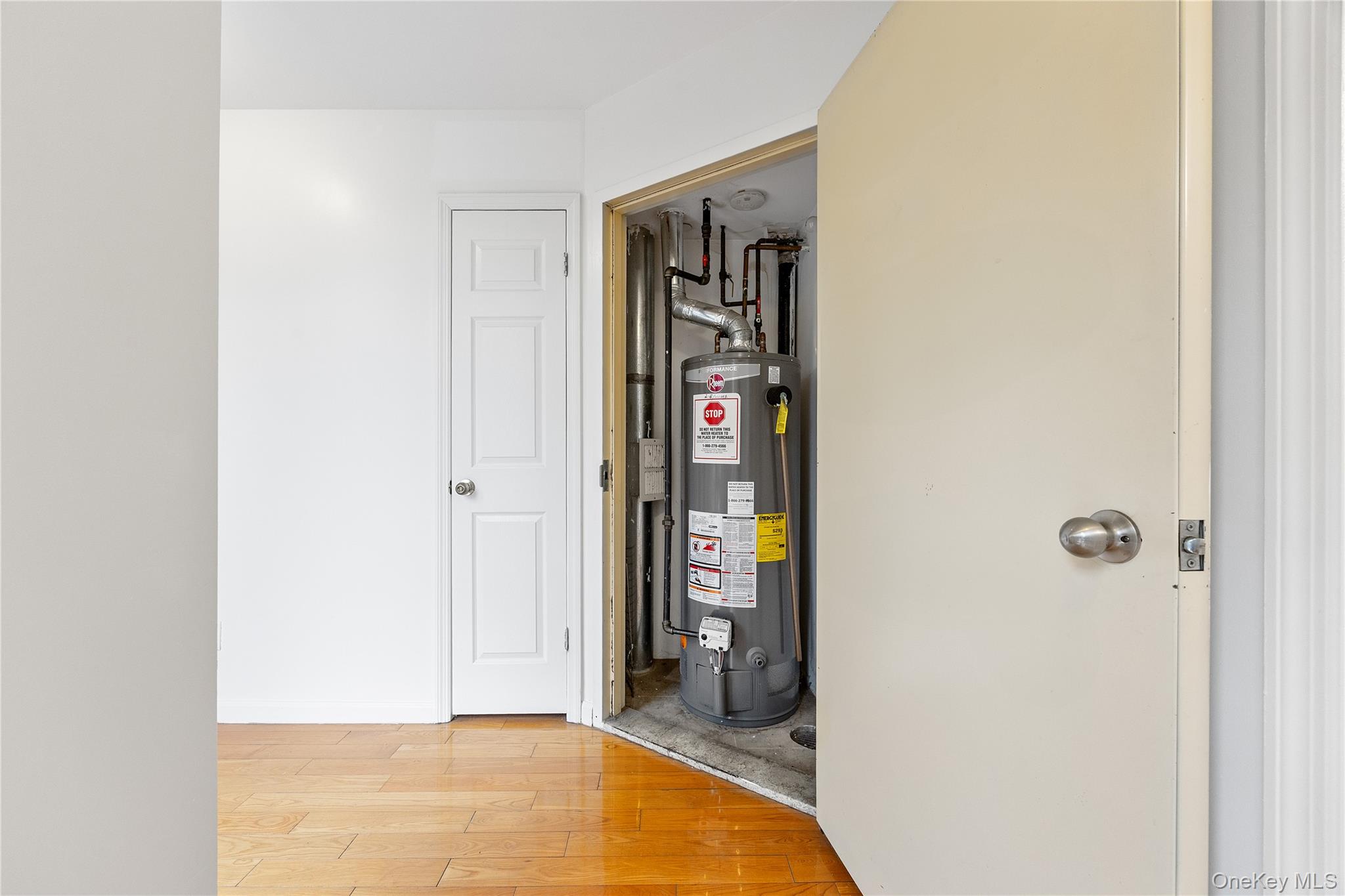 #6 photo, 139-30 34th Avenue, クイーンズ区 Flushing , NY 11355