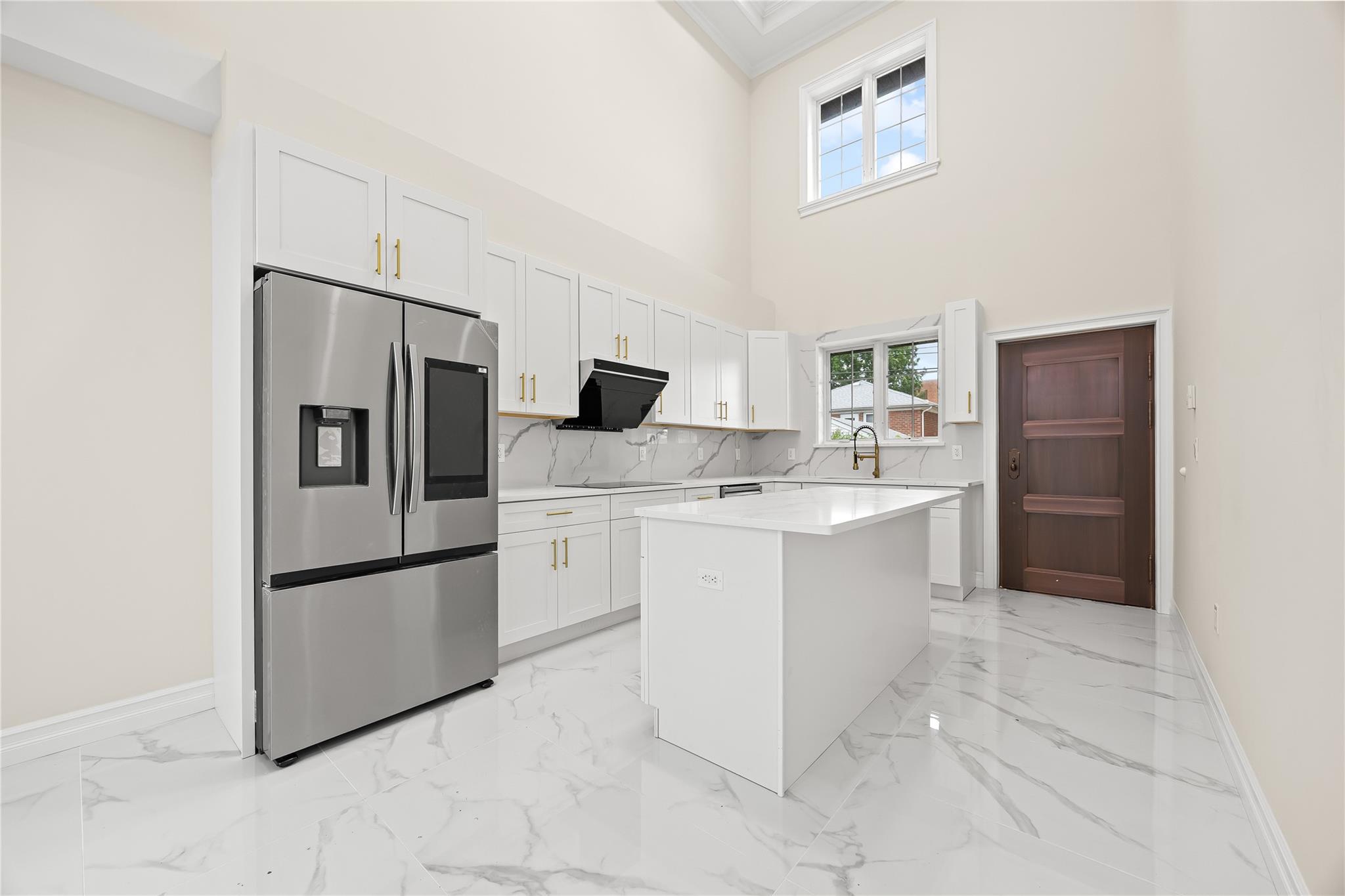 #11 photo, 154-23 28th Avenue, クイーンズ区 Flushing , NY 11355