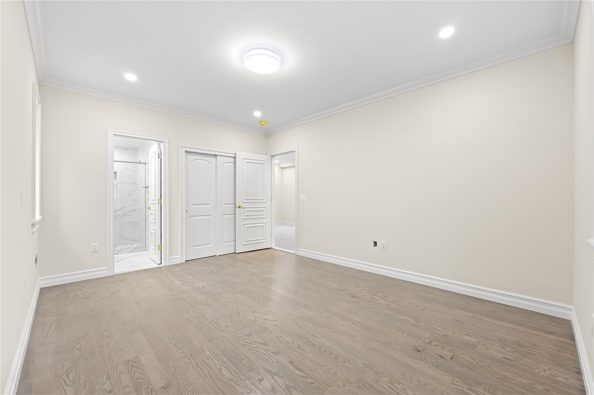 #15 photo, 154-23 28th Avenue, クイーンズ区 Flushing , NY 11355