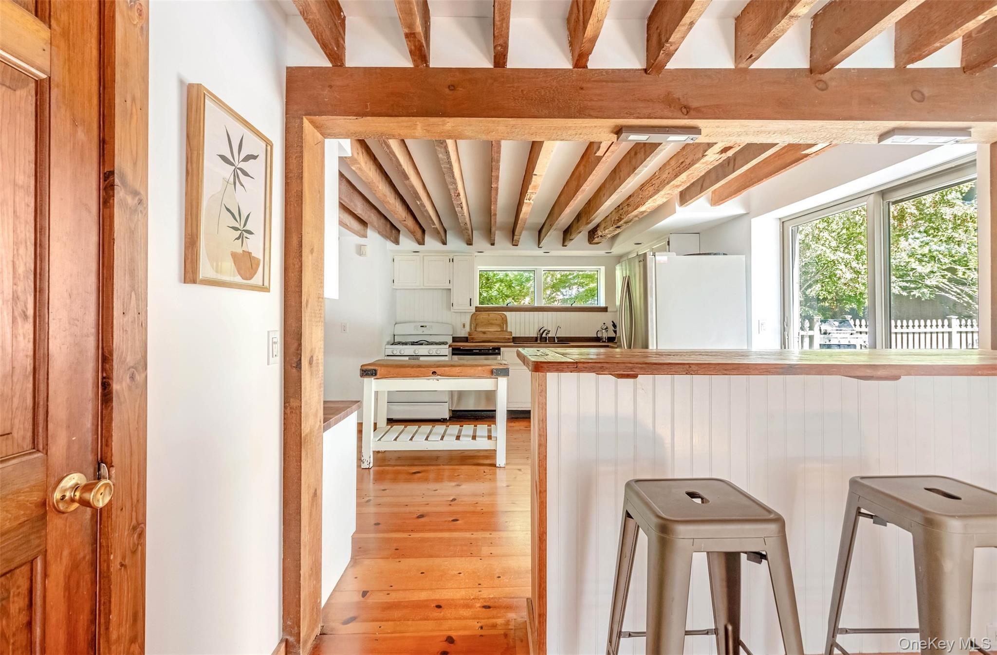 #10 photo, 880 W Mill Road, サフォーク郡 Mattituck , NY 11952