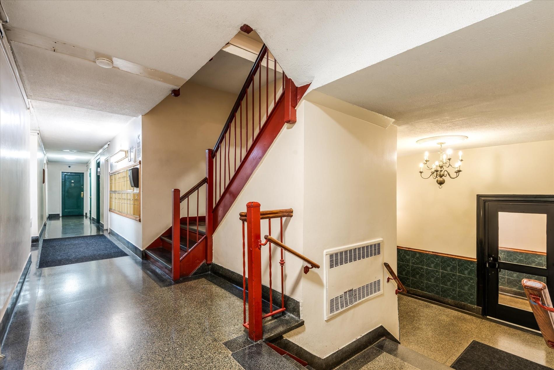 #13 photo, 33-35 81st Street, クイーンズ区 Jackson Heights , NY 11372