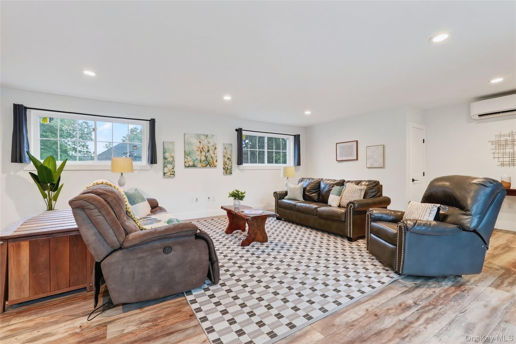 #18 photo, 46 Heritage Court, Kingston , NY 12401