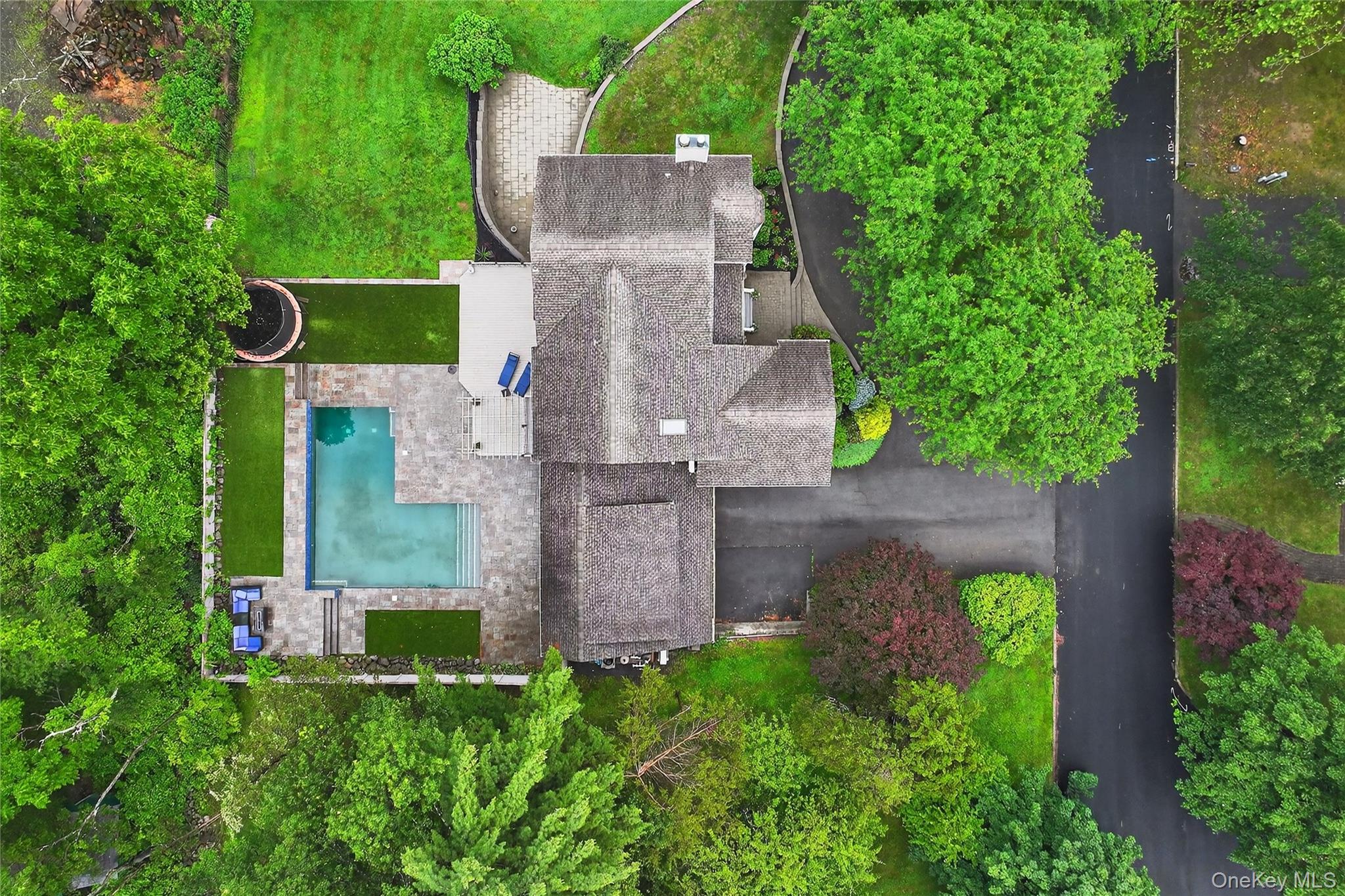 #2 photo, 46 Heritage Court, Kingston , NY 12401