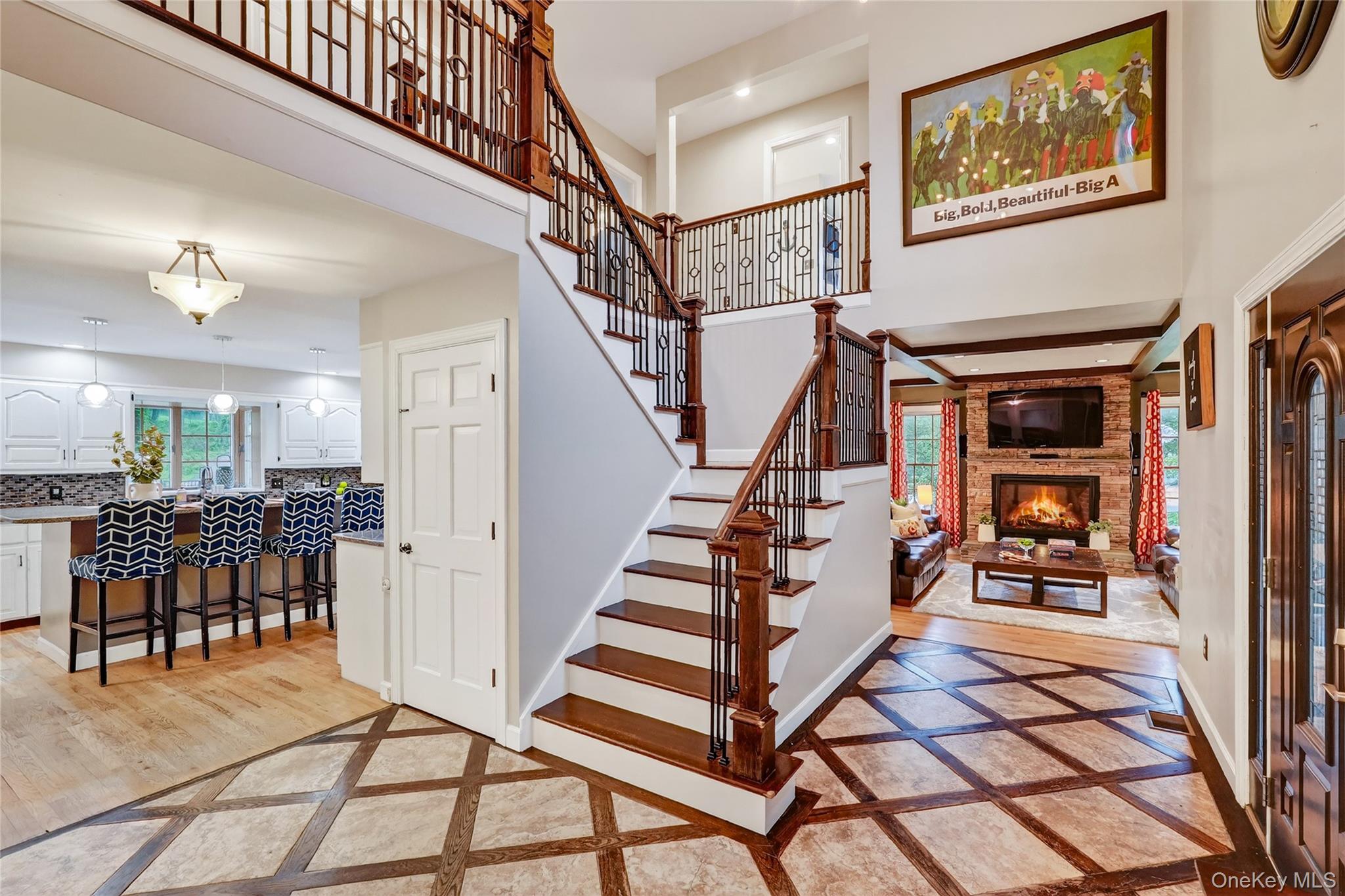 #4 photo, 46 Heritage Court, Kingston , NY 12401