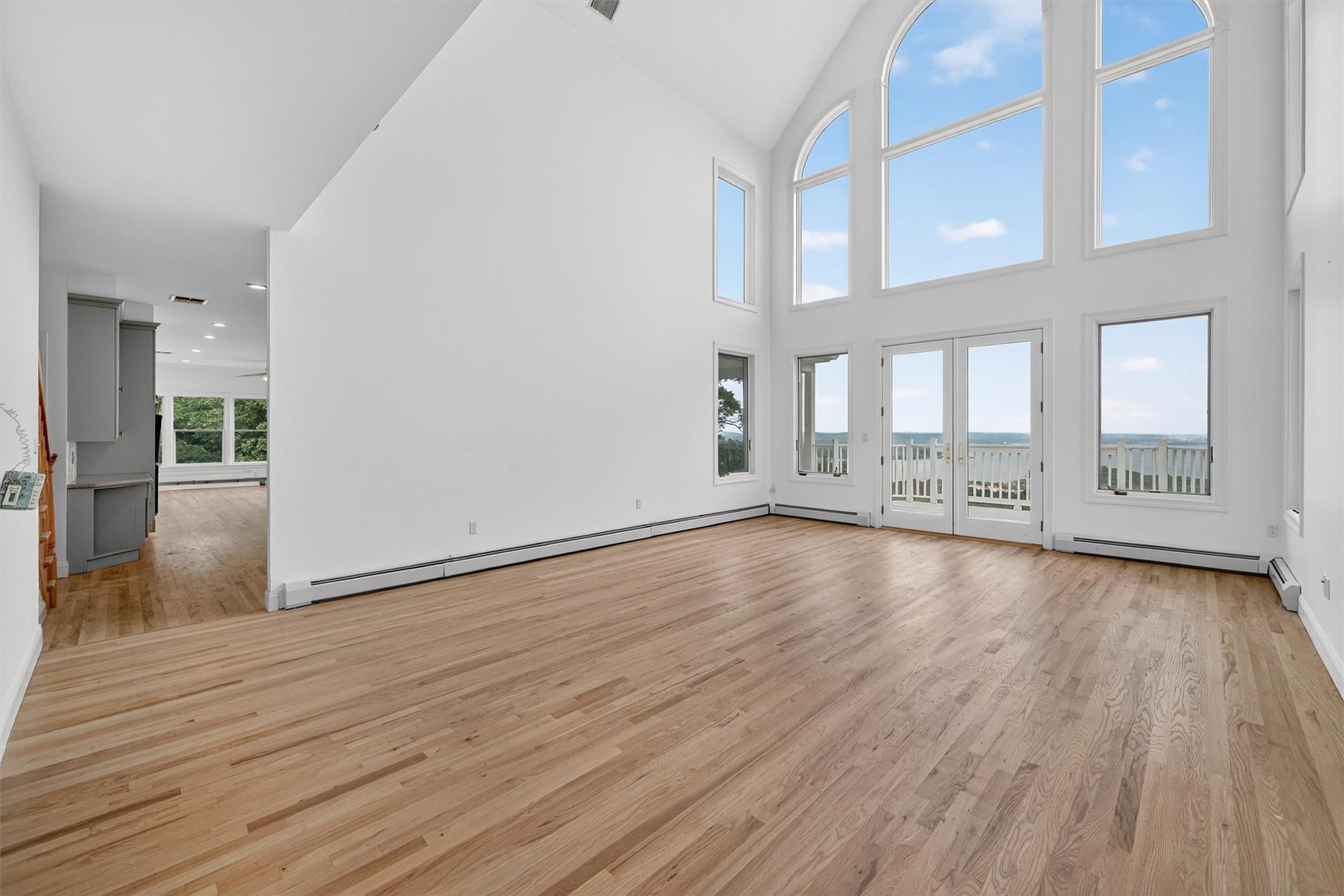 #20 photo, 10 Soluri Lane, Tomkins Cove , NY 10986