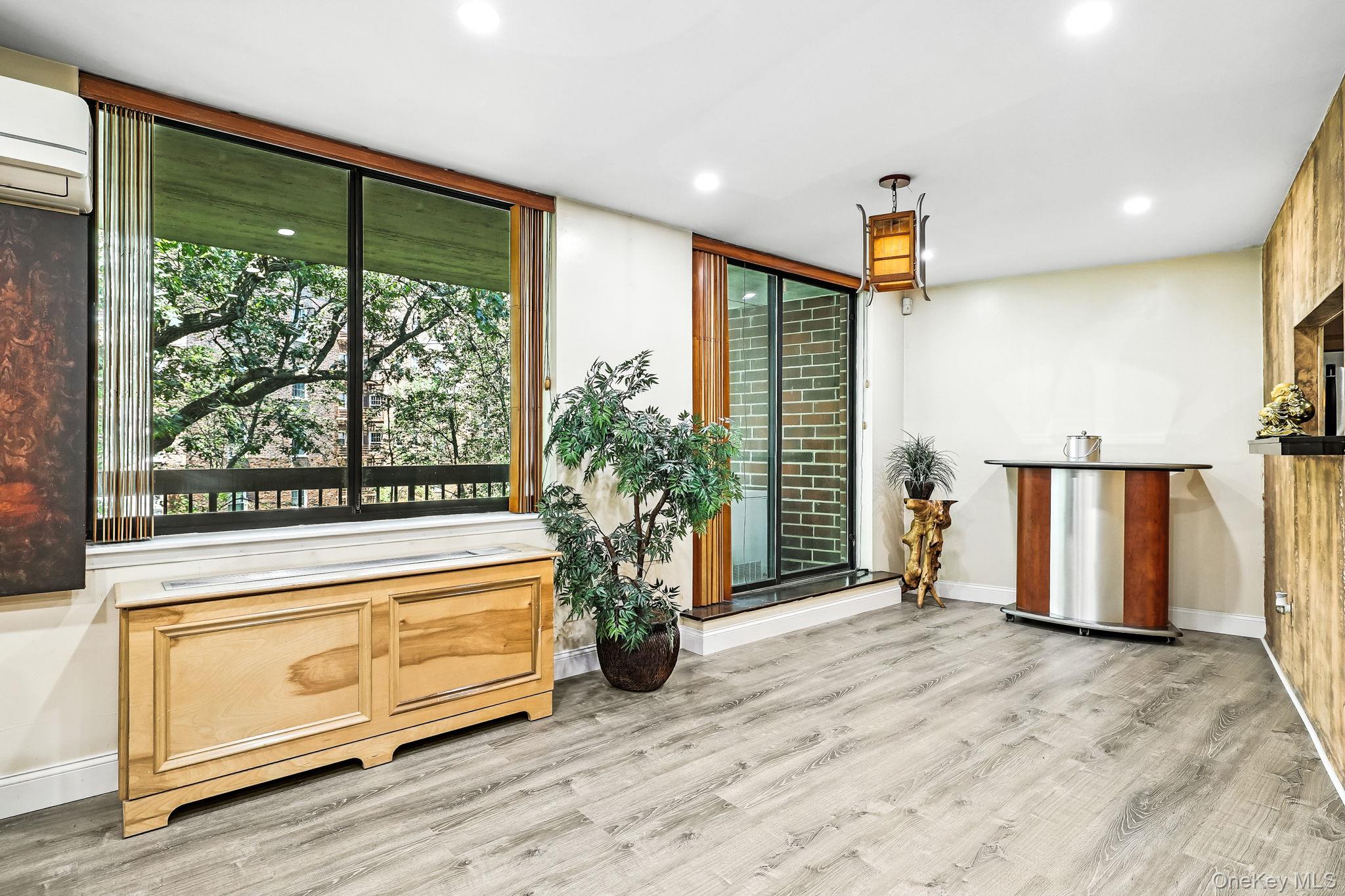 #16 photo, 1374 Midland Avenue, ブロンクス区 Bronxville , NY 10708