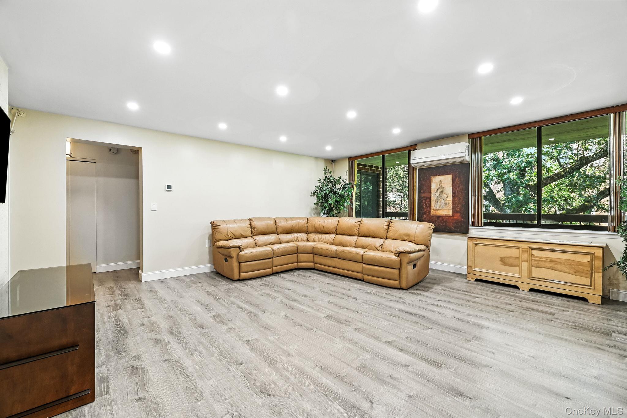 #7 photo, 1374 Midland Avenue, ブロンクス区 Bronxville , NY 10708