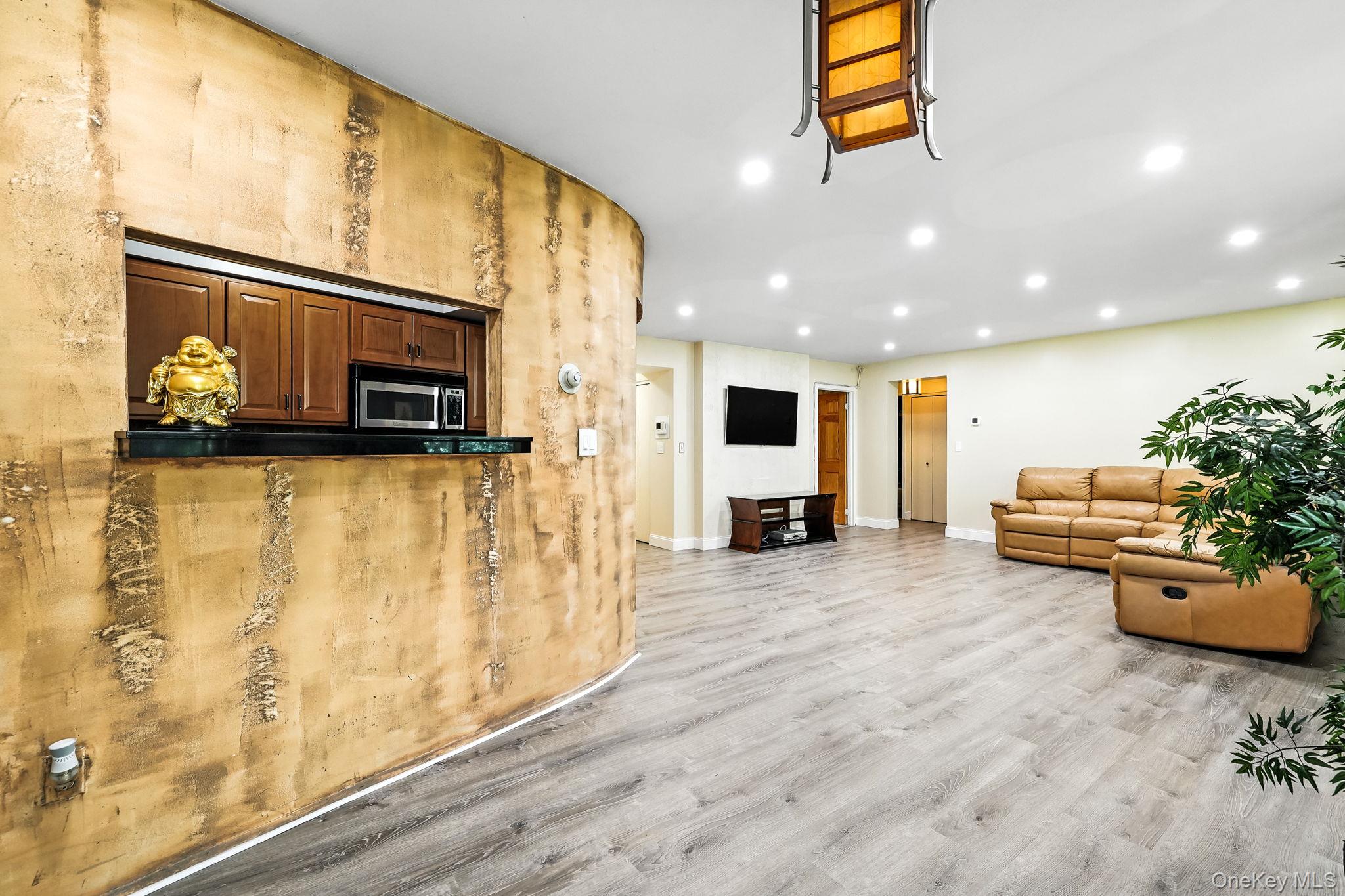 #8 photo, 1374 Midland Avenue, ブロンクス区 Bronxville , NY 10708