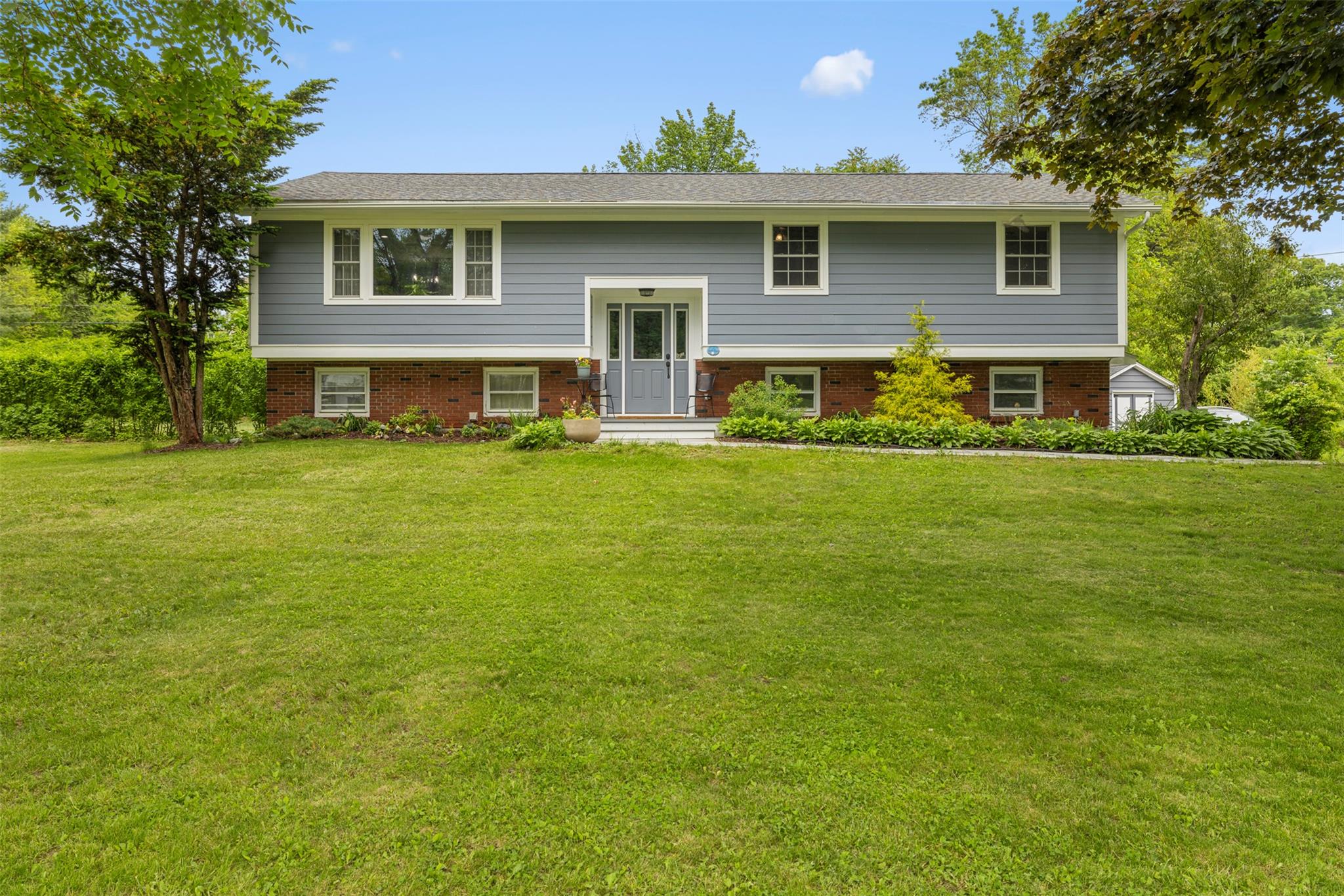 #1 photo, 2 Linda Drive, Balmville , NY 12550