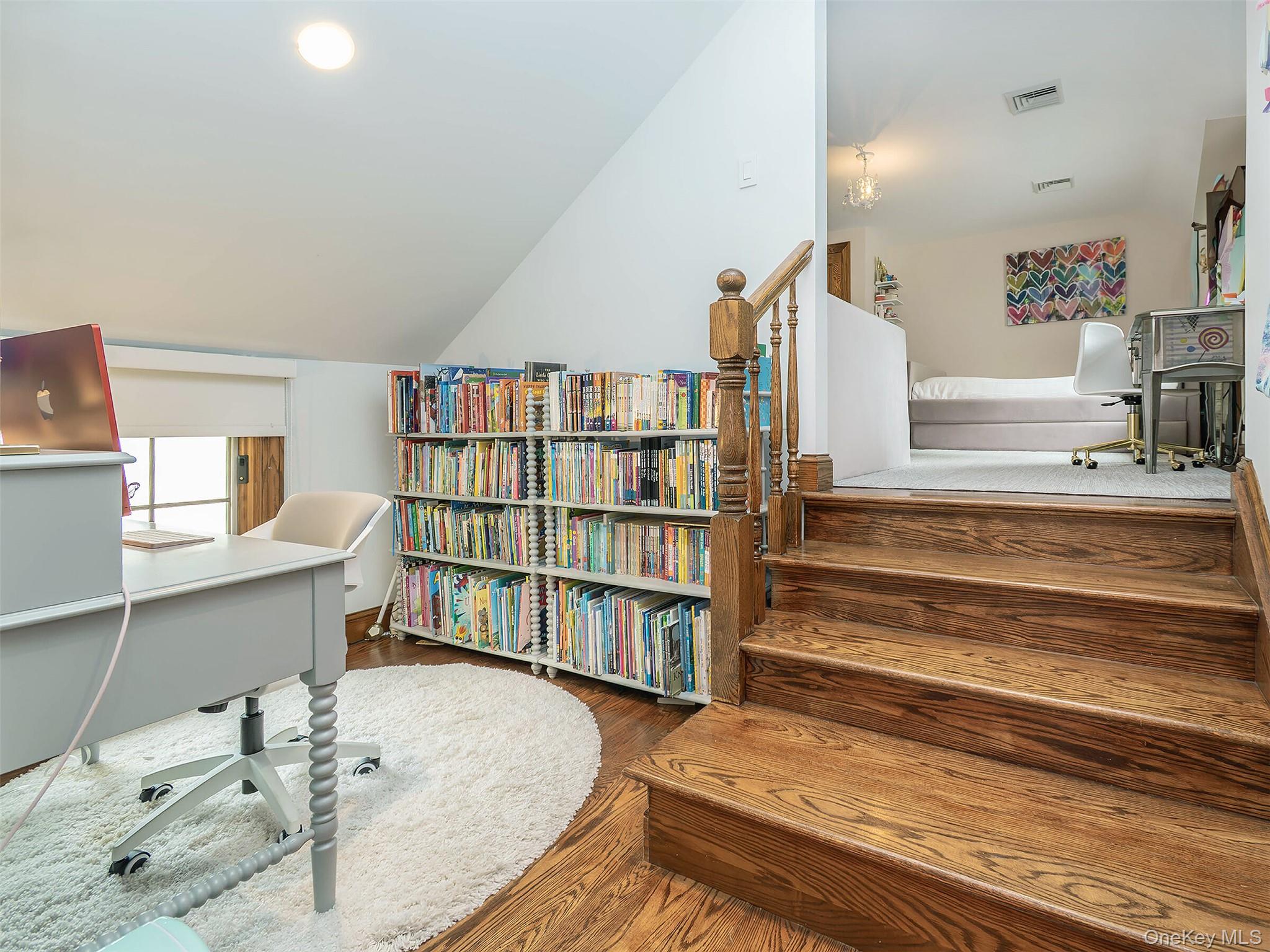 #20 photo, 184 Circle Drive, 長島 曼哈塞特 Manhasset , NY 11030