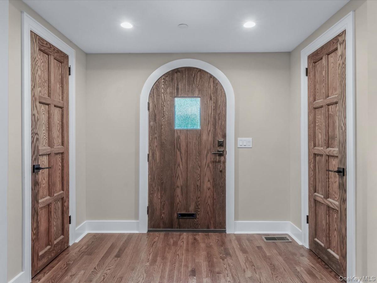 #5 photo, 236 Stewart Avenue, ナッソー郡 Garden City , NY 11530