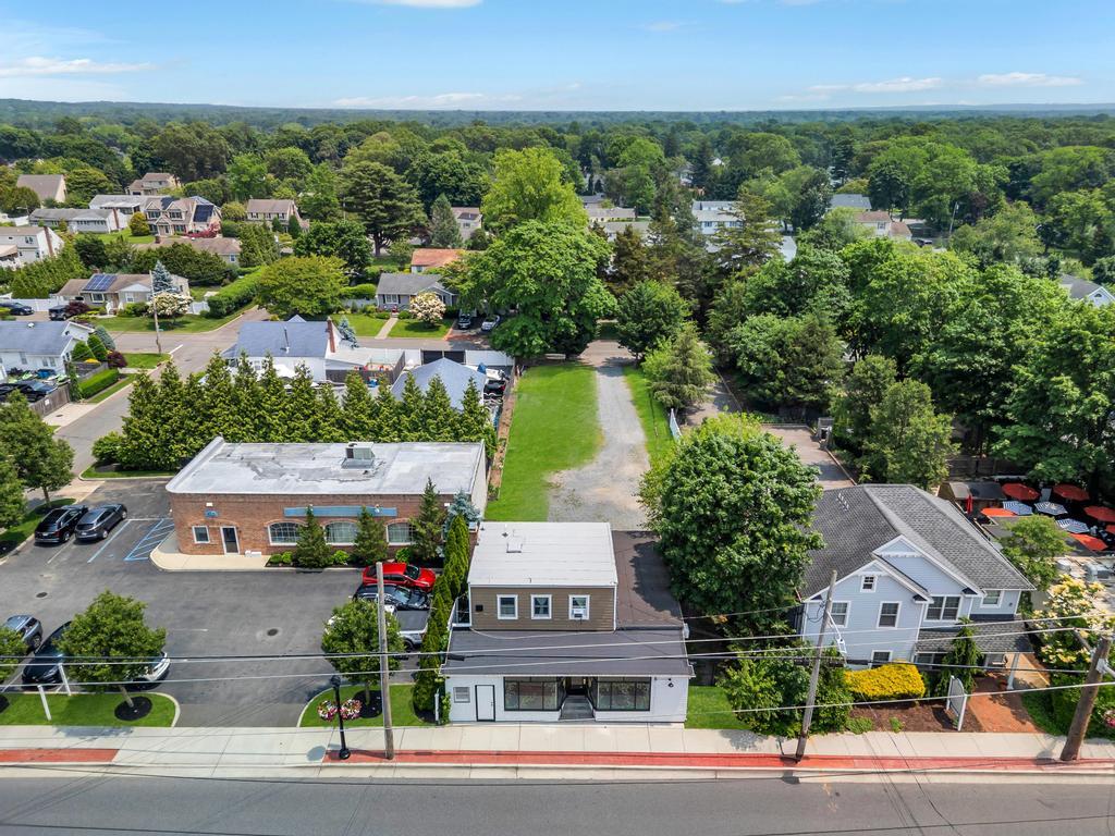 #3 photo, 425 Lake Avenue, Saint James , NY 11780