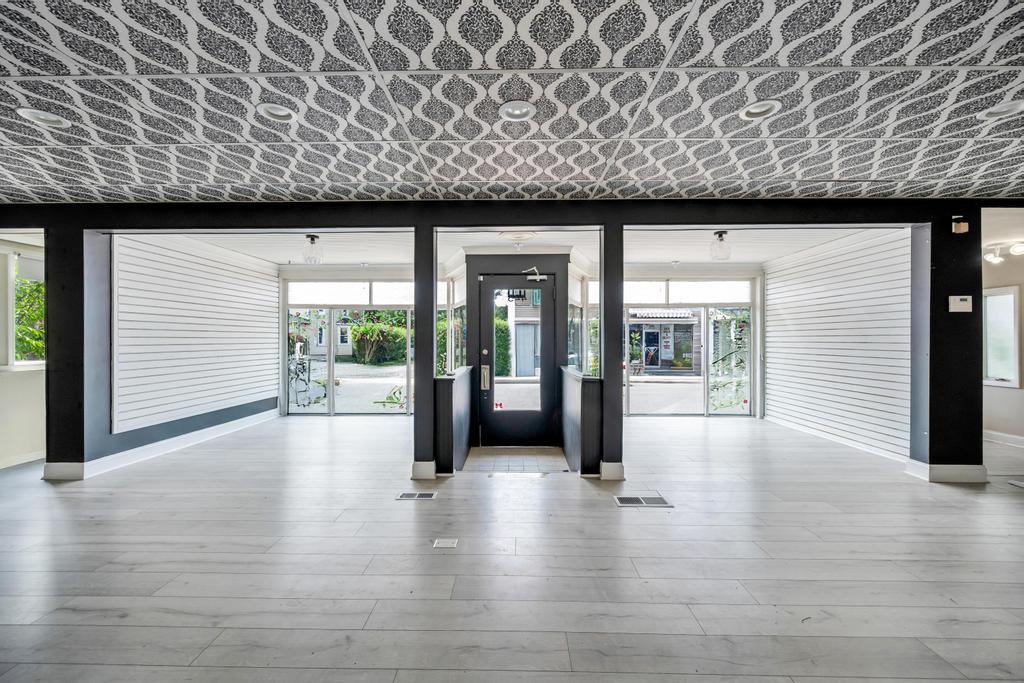 #4 photo, 425 Lake Avenue, Saint James , NY 11780