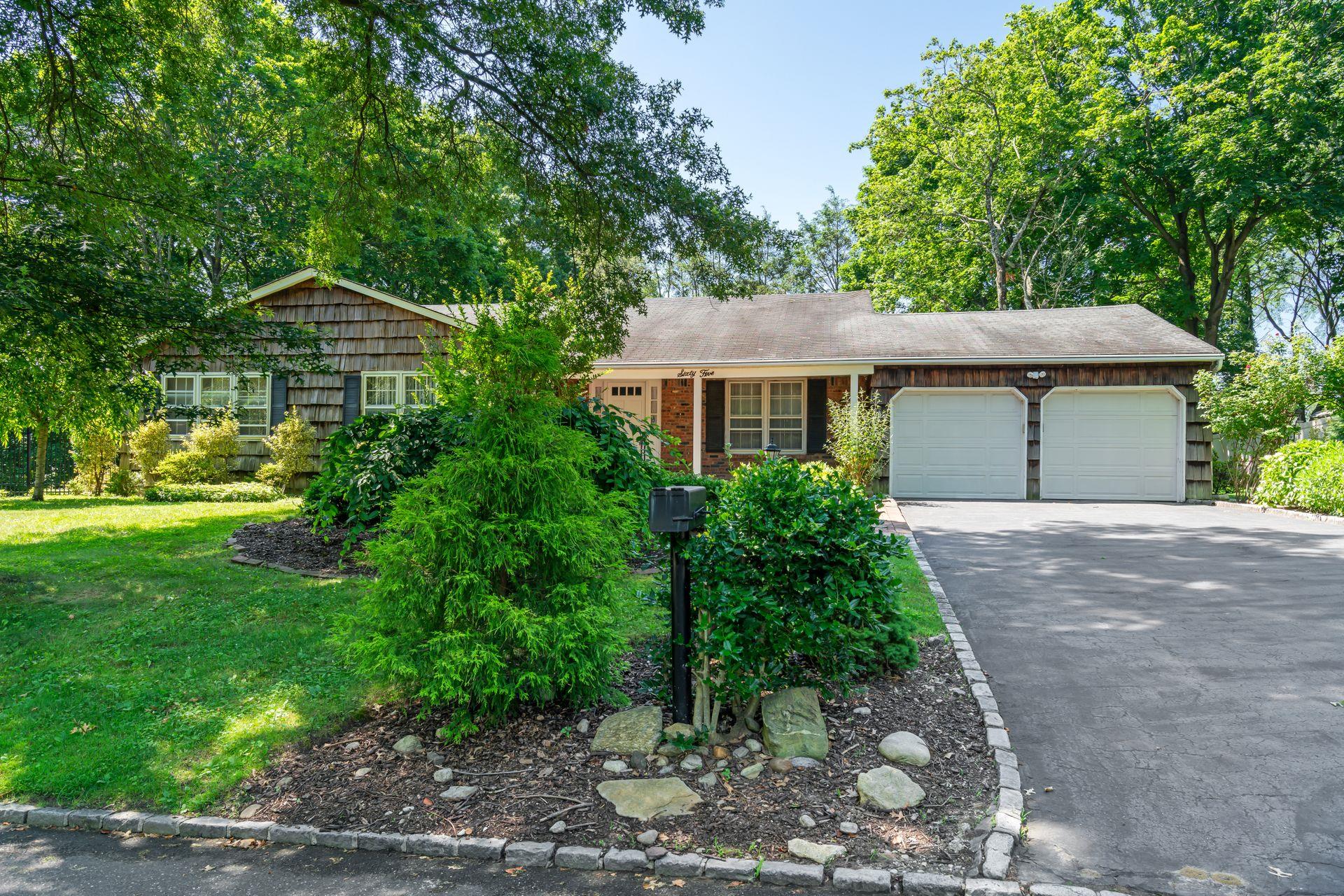 #1 photo, 65 Eden Way, Roslyn Harbor , NY 11576