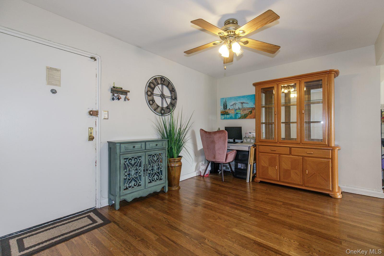 #5 photo, 18-70 211th Street, クイーンズ区 Bayside , NY 11360