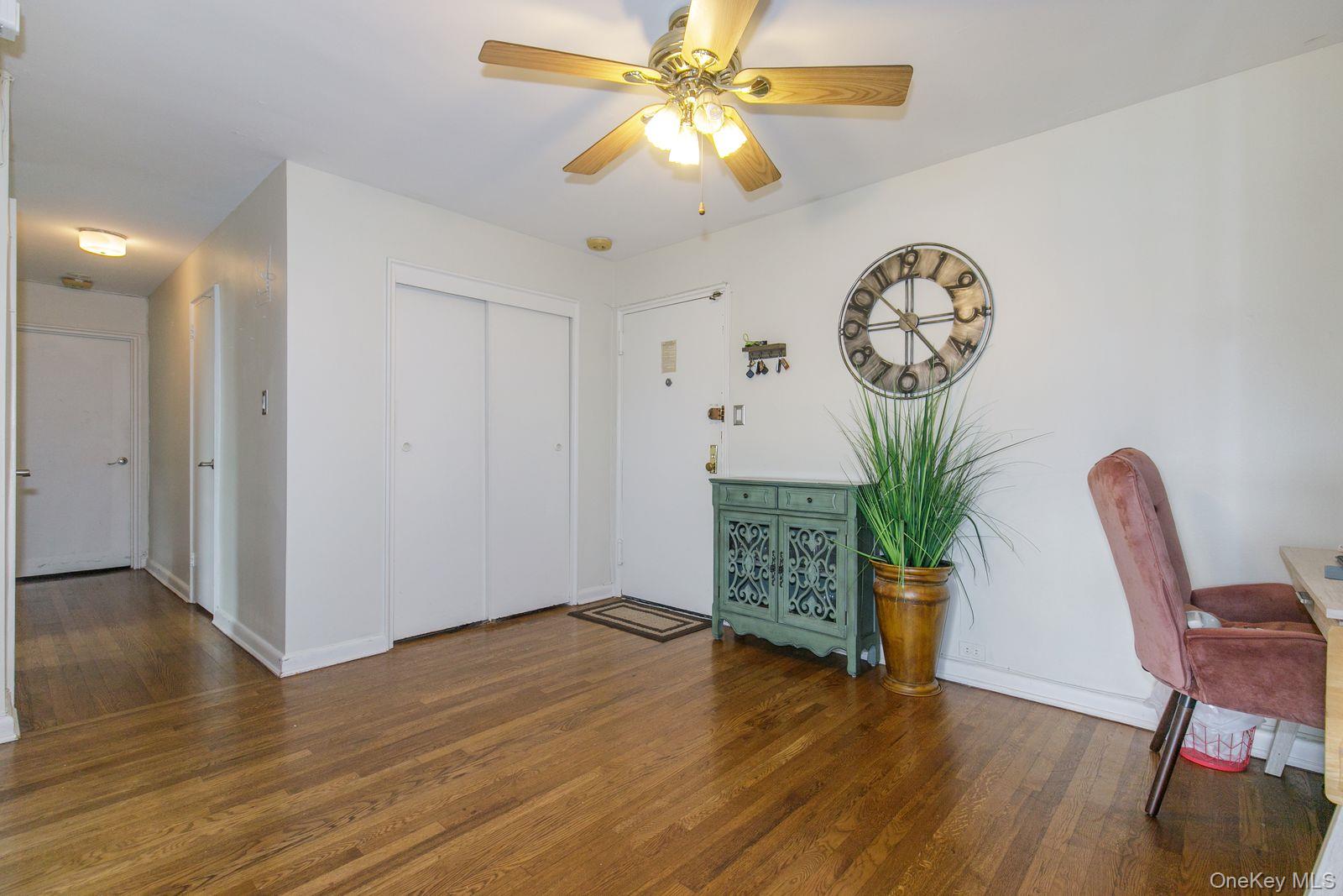 #6 photo, 18-70 211th Street, クイーンズ区 Bayside , NY 11360