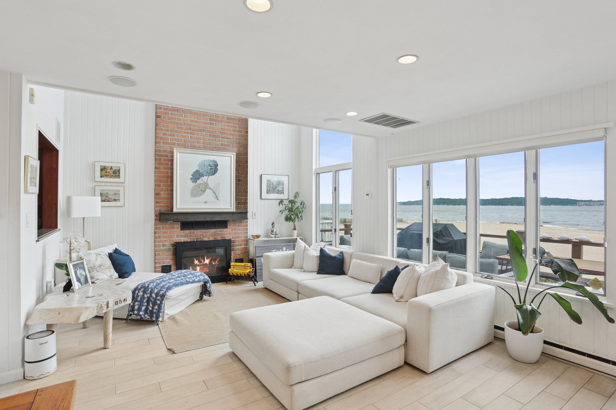 #1 photo, 75-02 West Shore Road, Port Washington , NY 11050