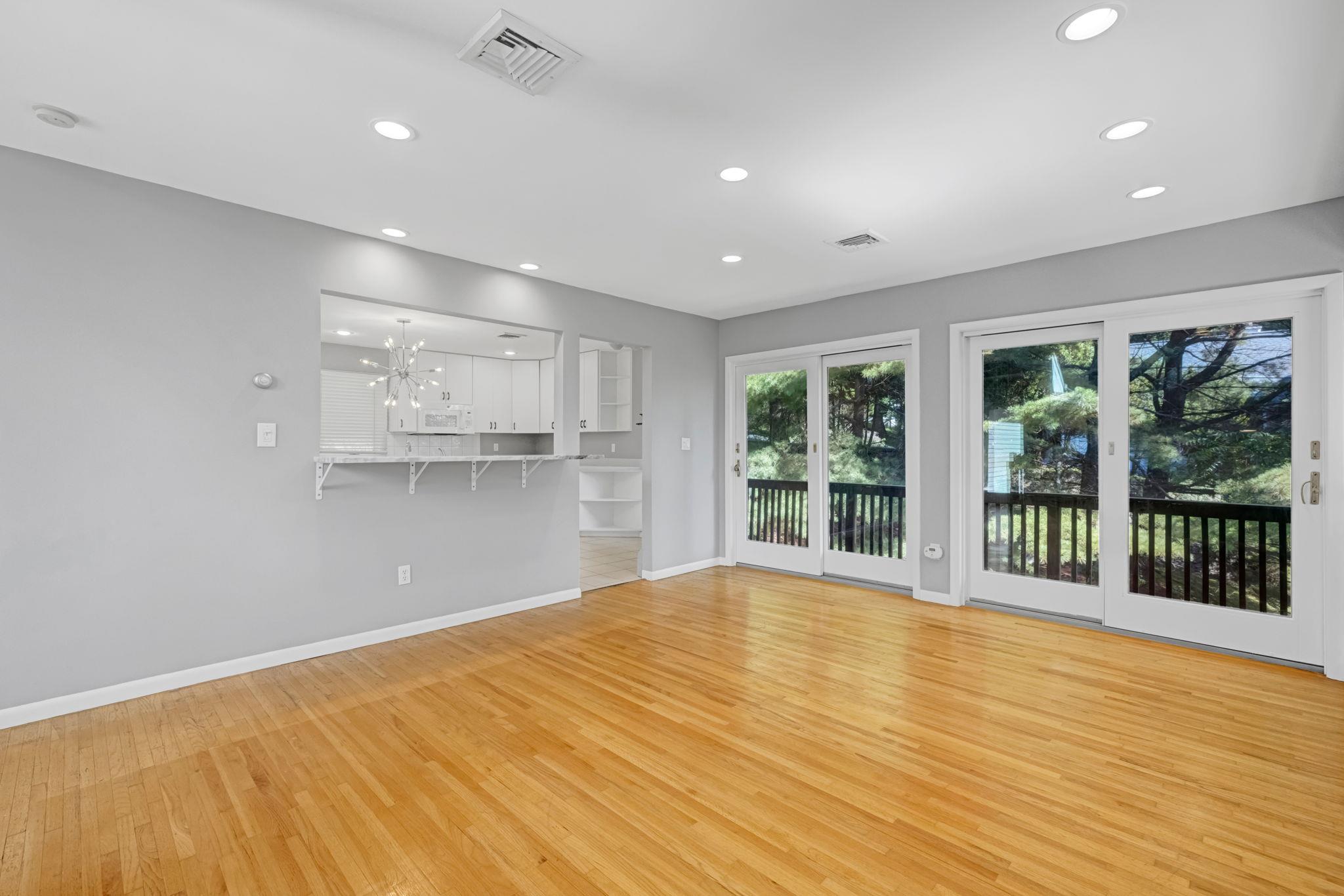 #15 photo, 699 Route 9W, Nyack , NY 10960