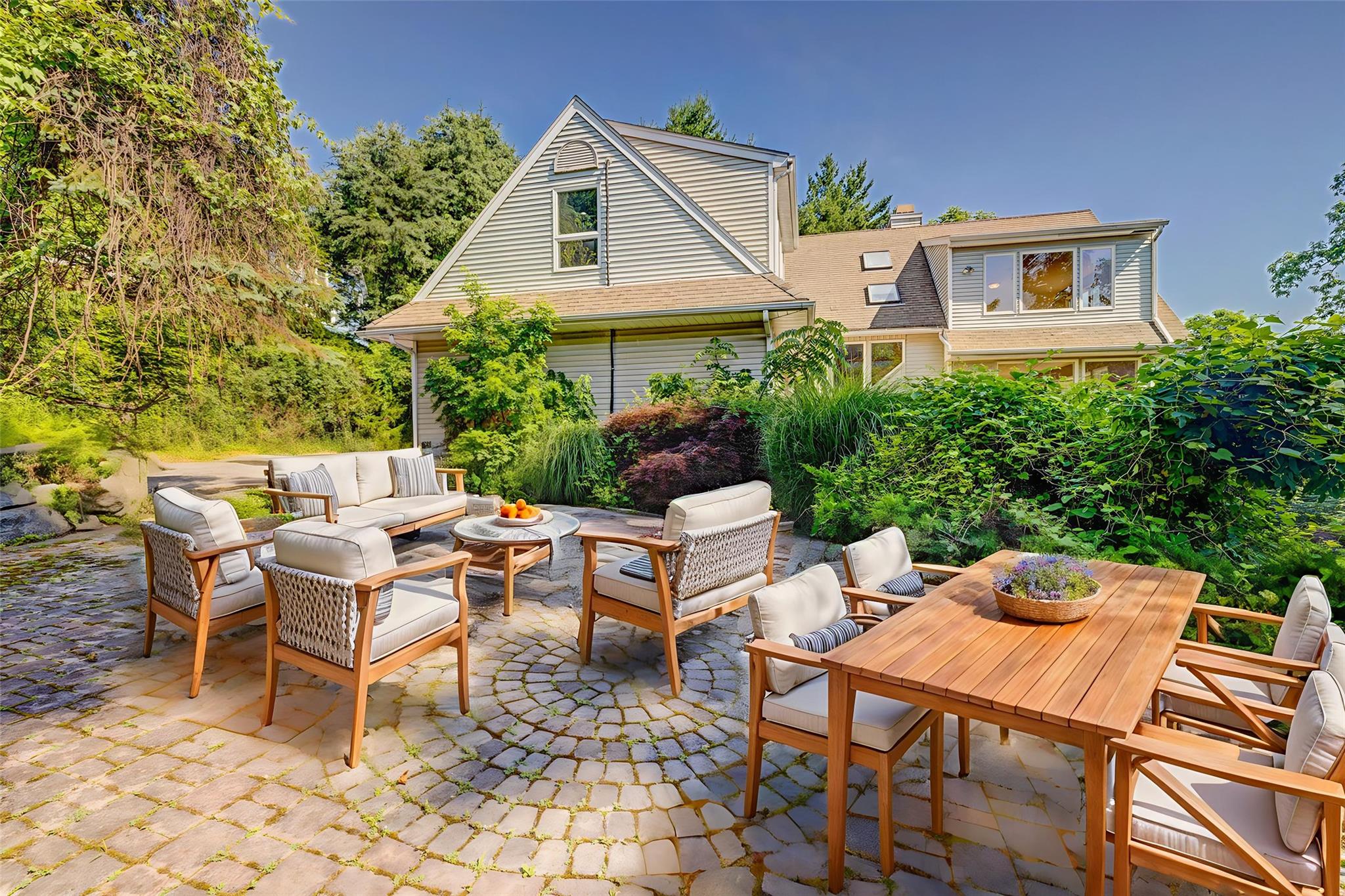 #2 photo, 699 Route 9W, Nyack , NY 10960