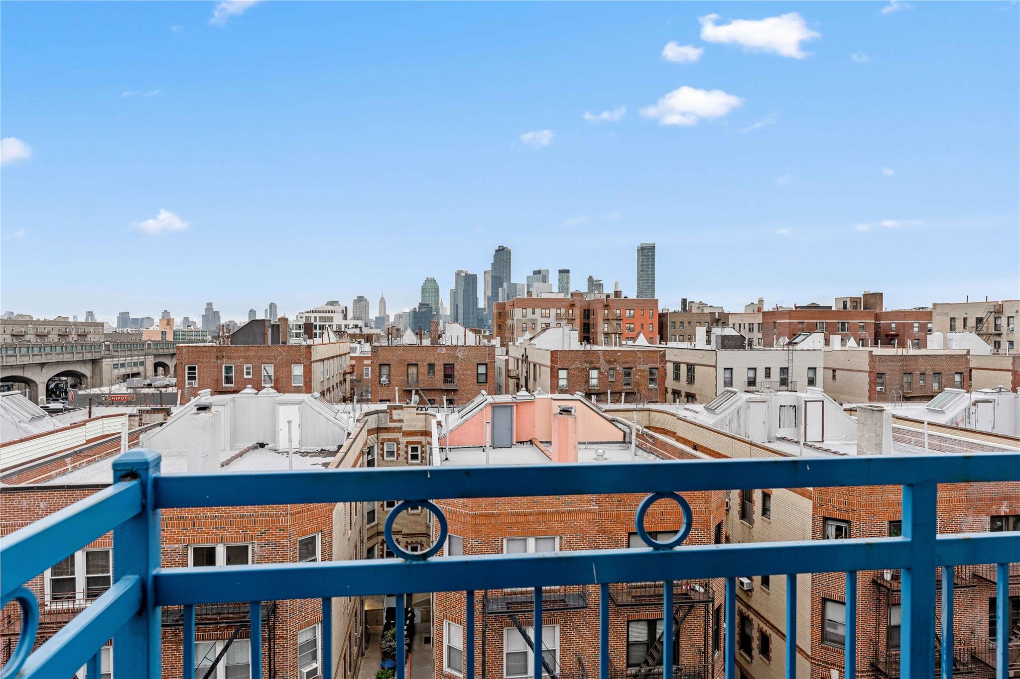 #14 photo, 4333 42nd Street, クイーンズ区 Long Island City , NY 11104