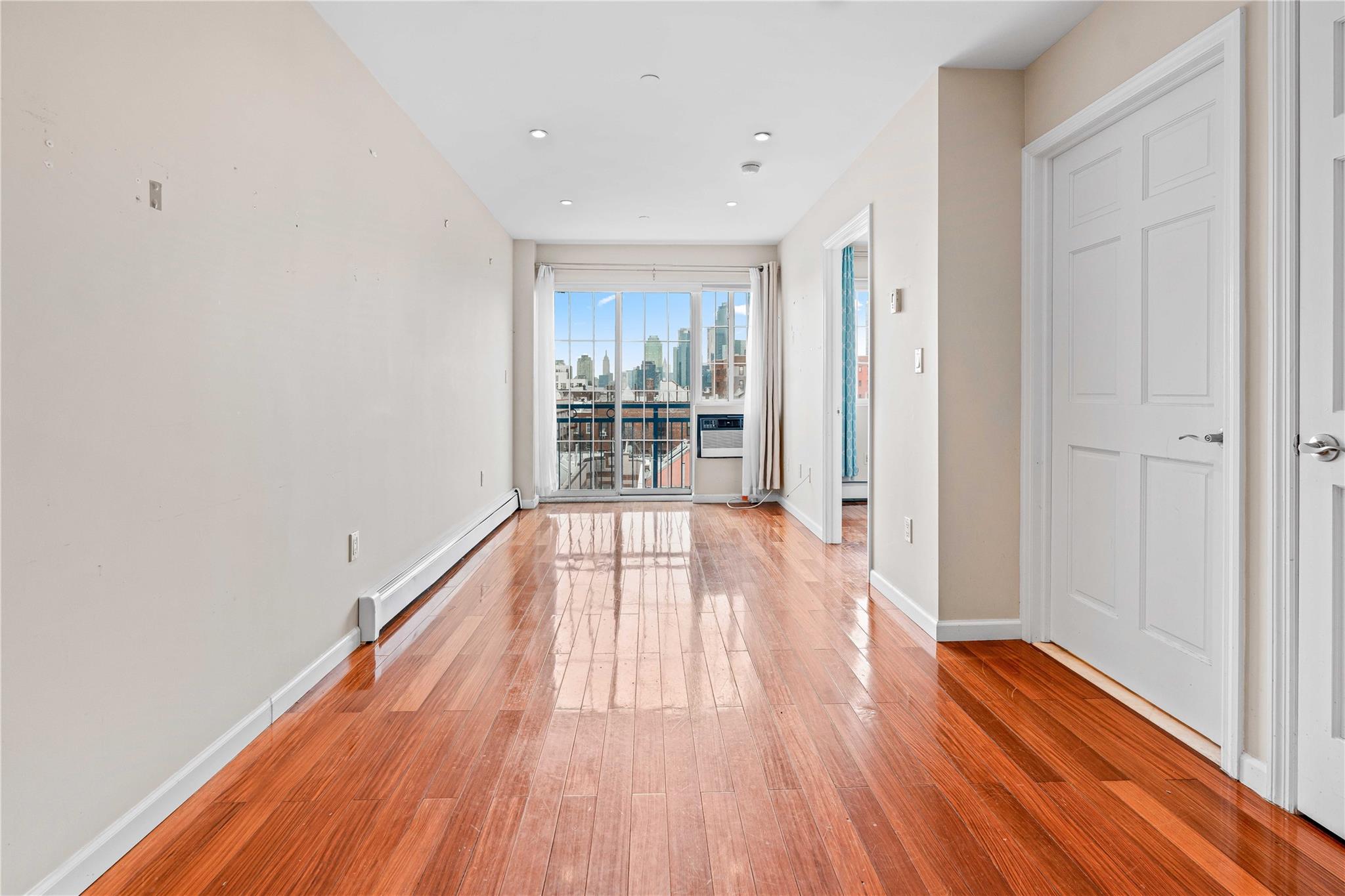 #3 photo, 4333 42nd Street, クイーンズ区 Long Island City , NY 11104