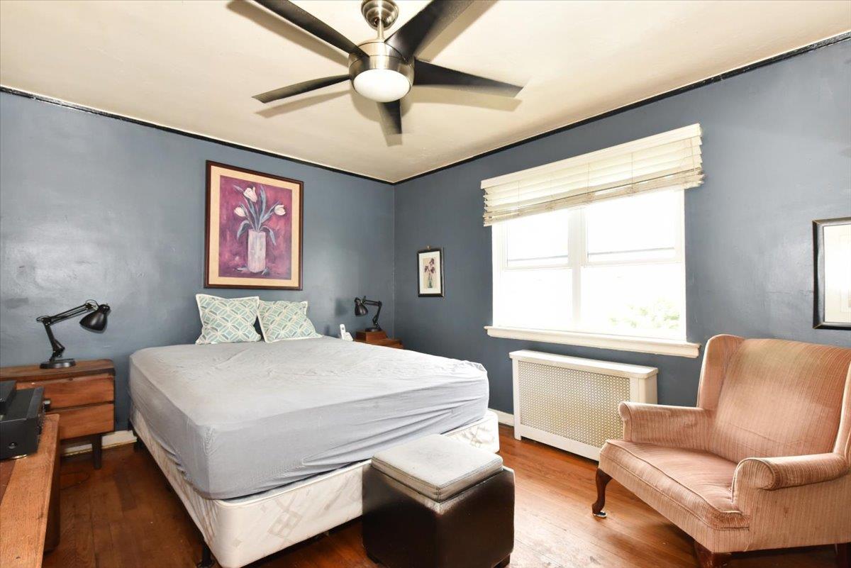 #13 photo, 102-35 187th Street, Hollis , NY 11423